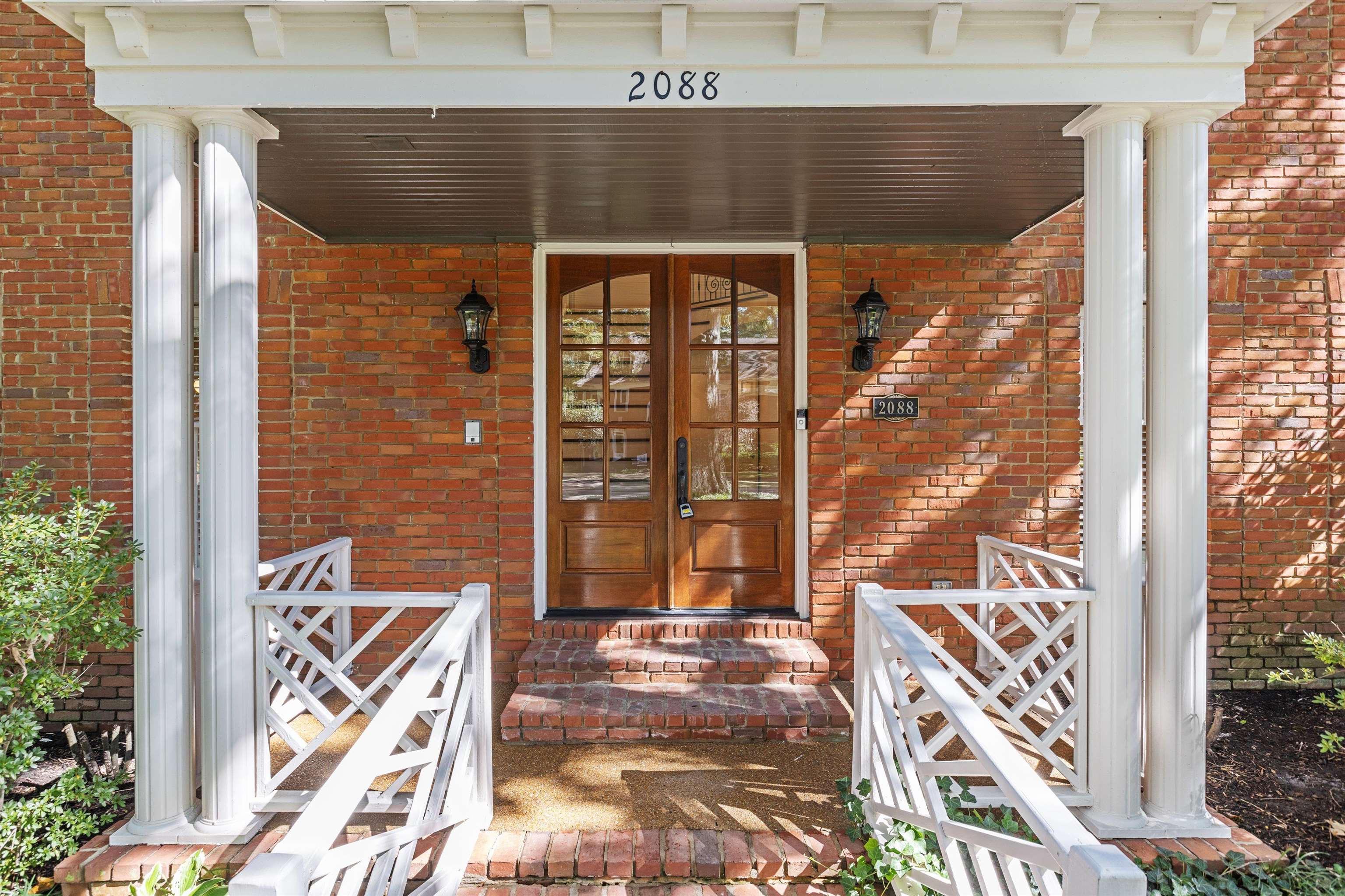 2088 DEERWOODS CV