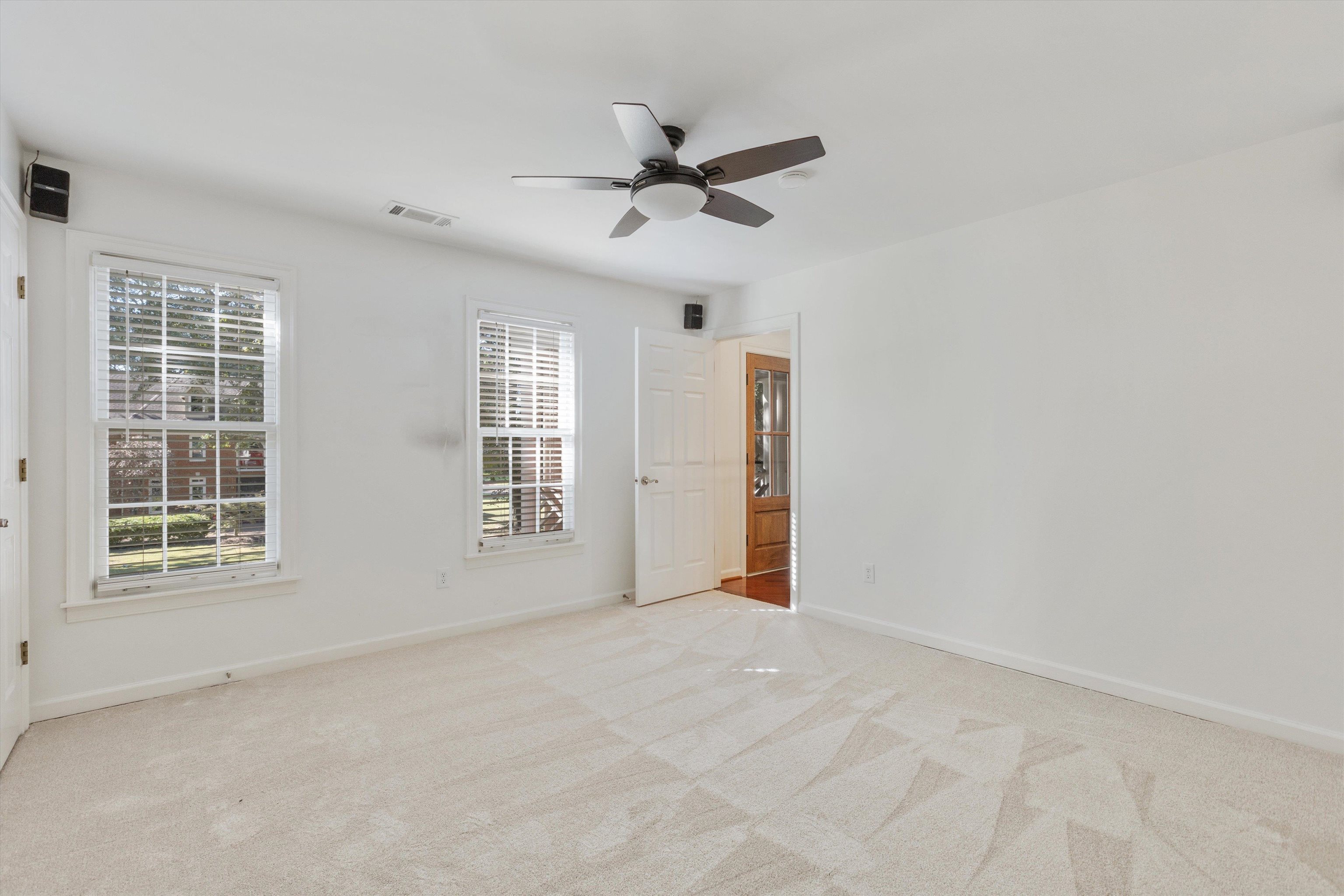 2088 DEERWOODS CV