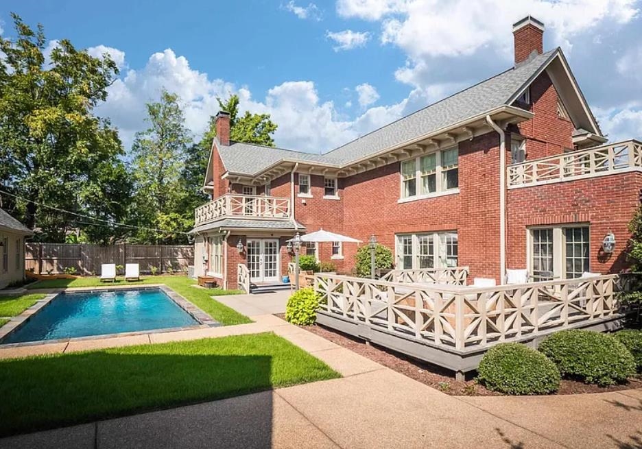 777 WEST DR