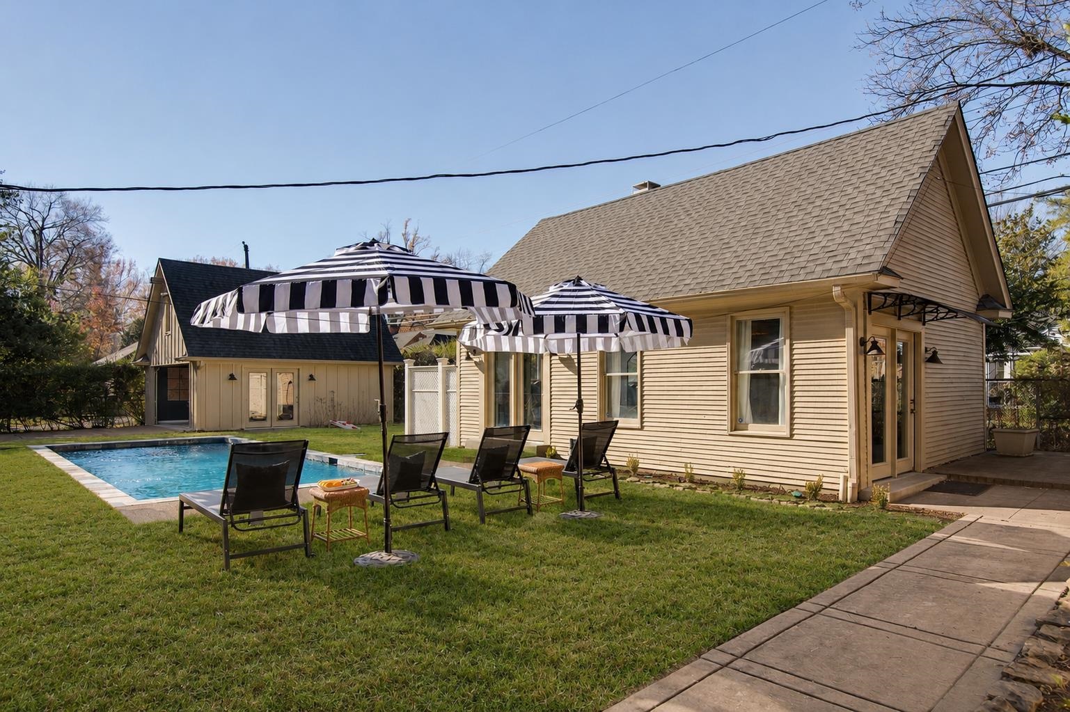 777 WEST DR