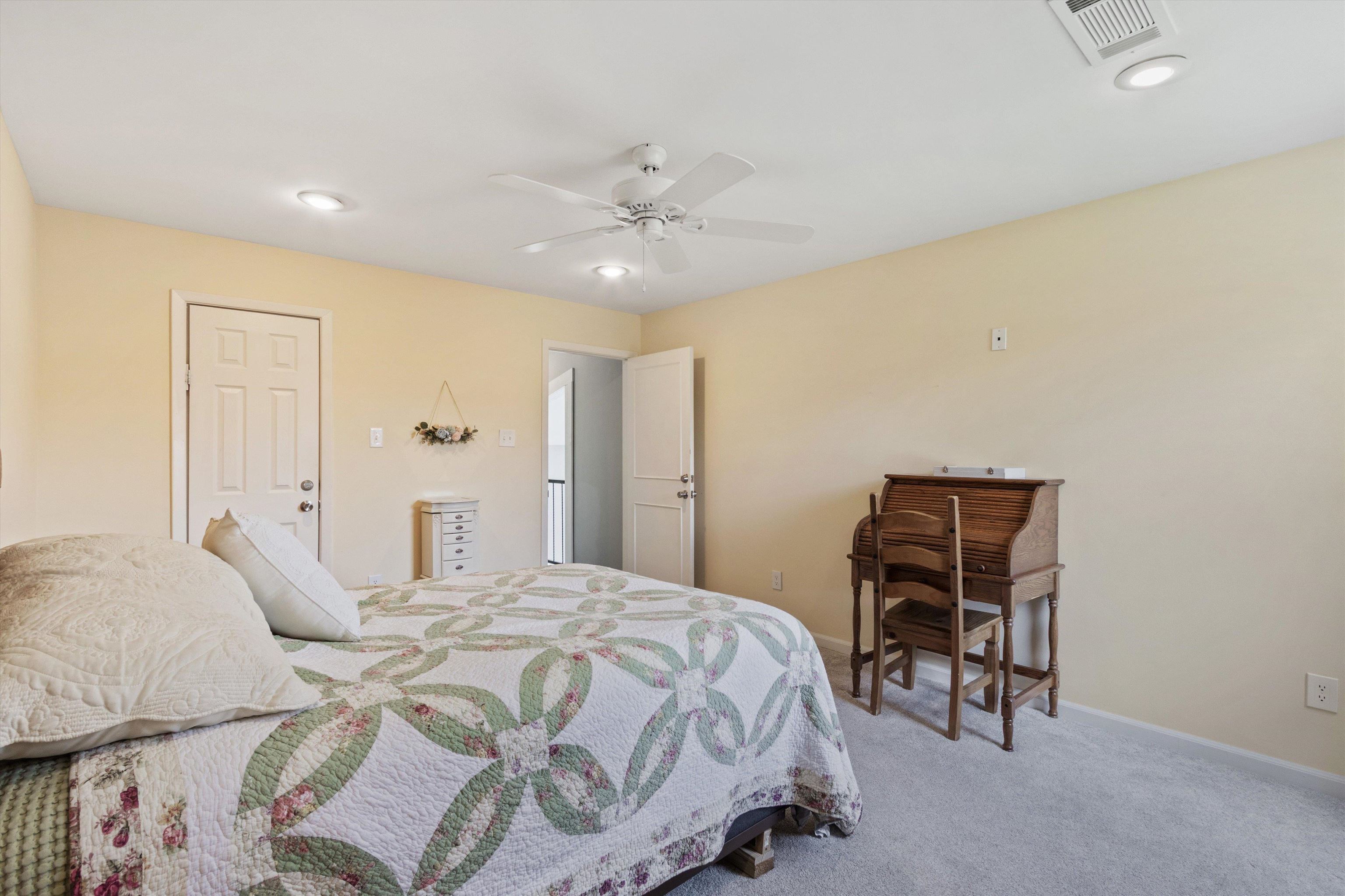 8467 ROTHCHILD RD Unit: 34