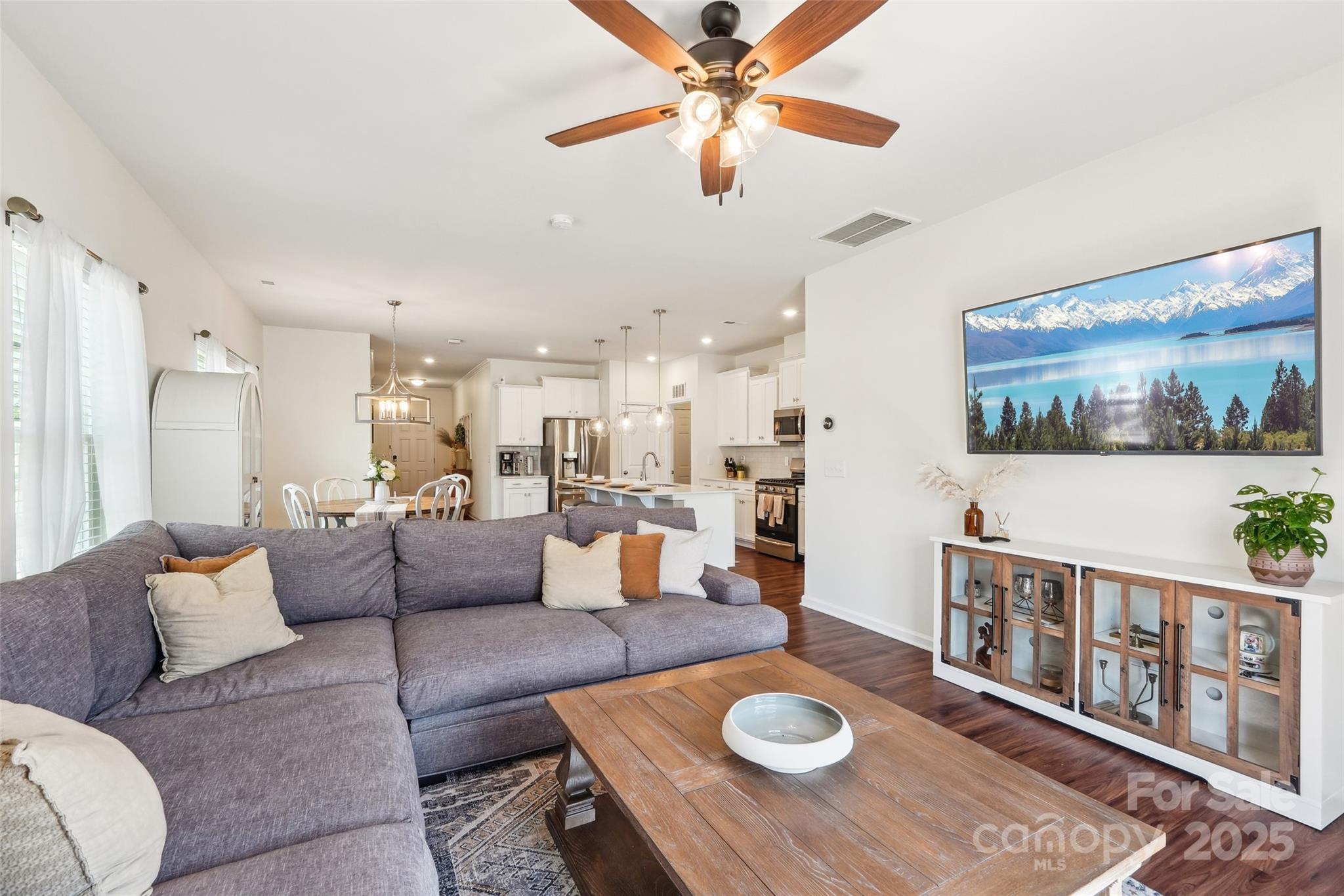 6878 Spring Peeper Lane