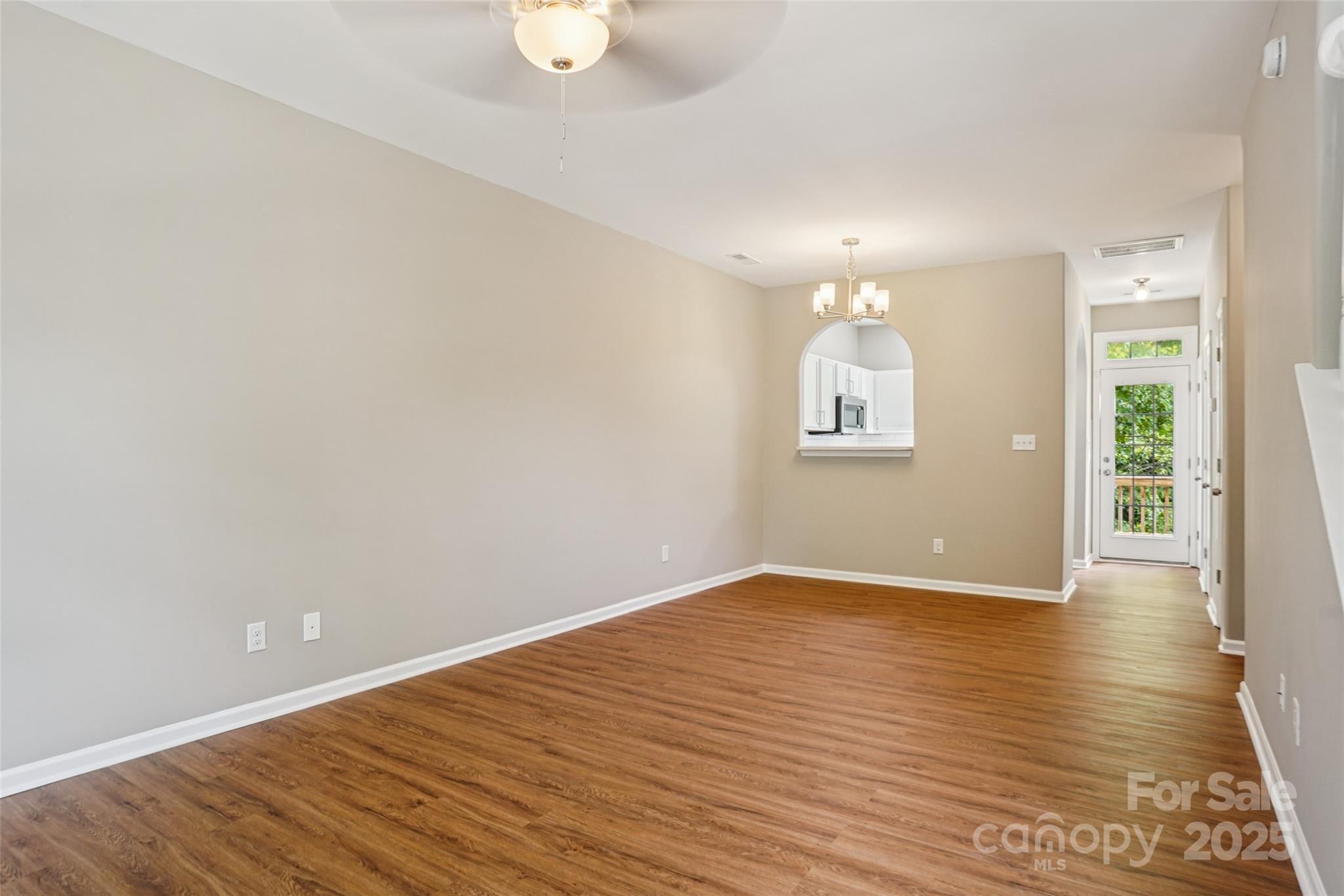 8019 Kings Creek Drive