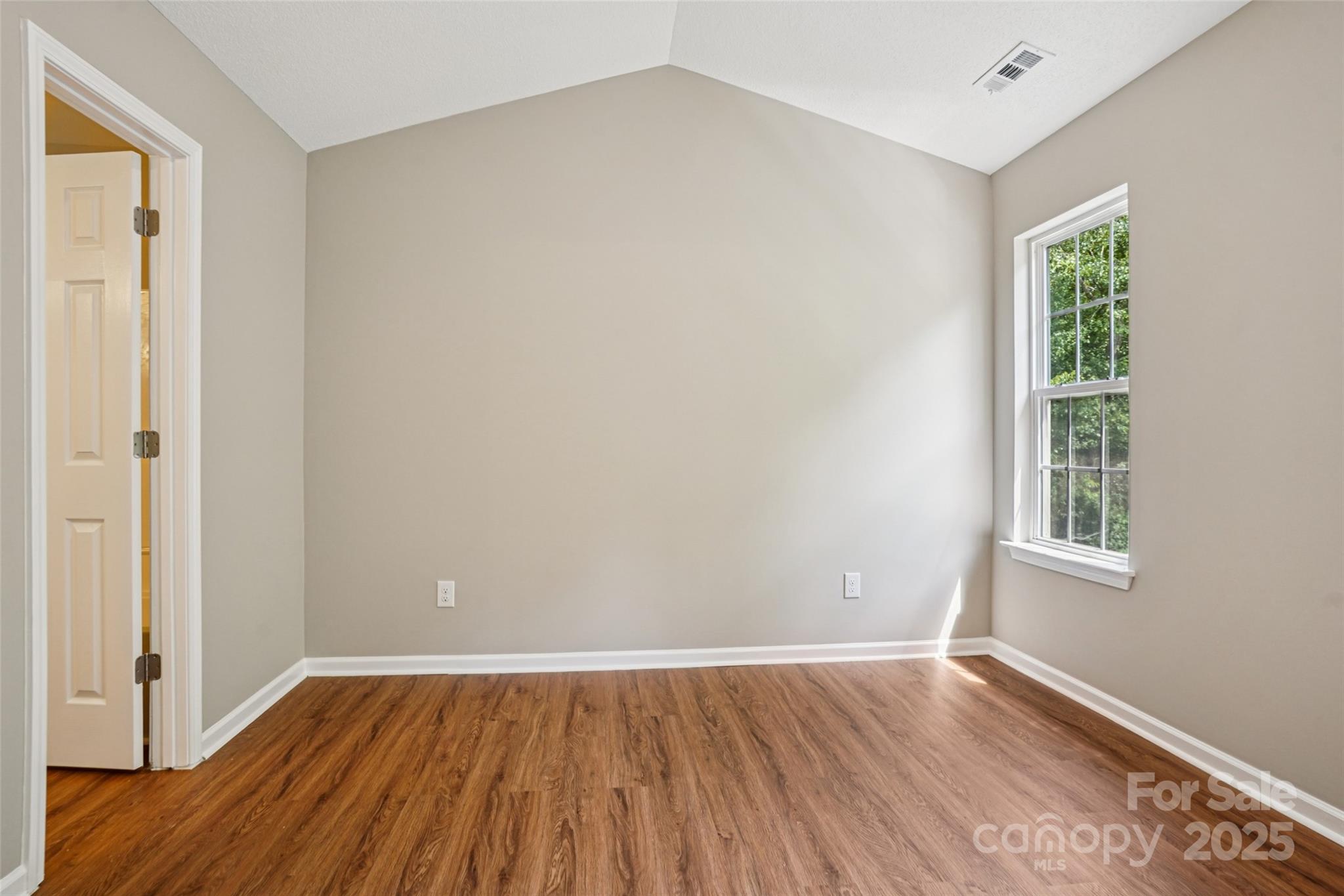 8019 Kings Creek Drive