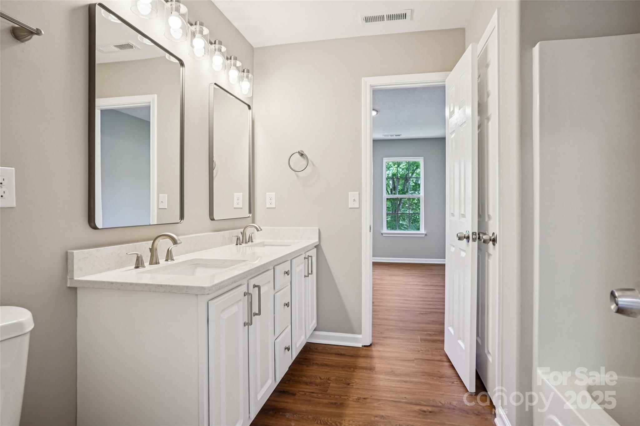 8019 Kings Creek Drive