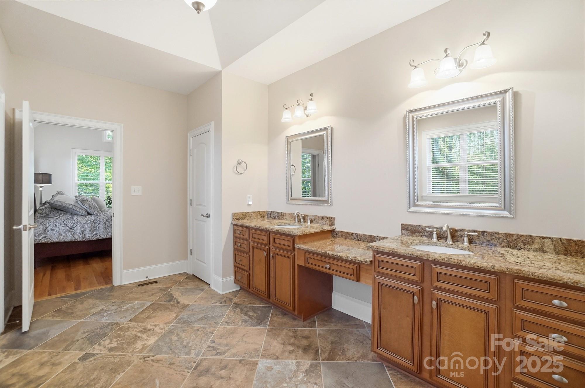 1685 Restless One Lane