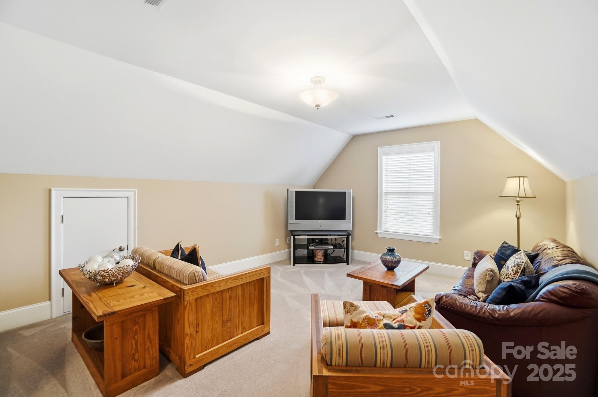 1685 Restless One Lane