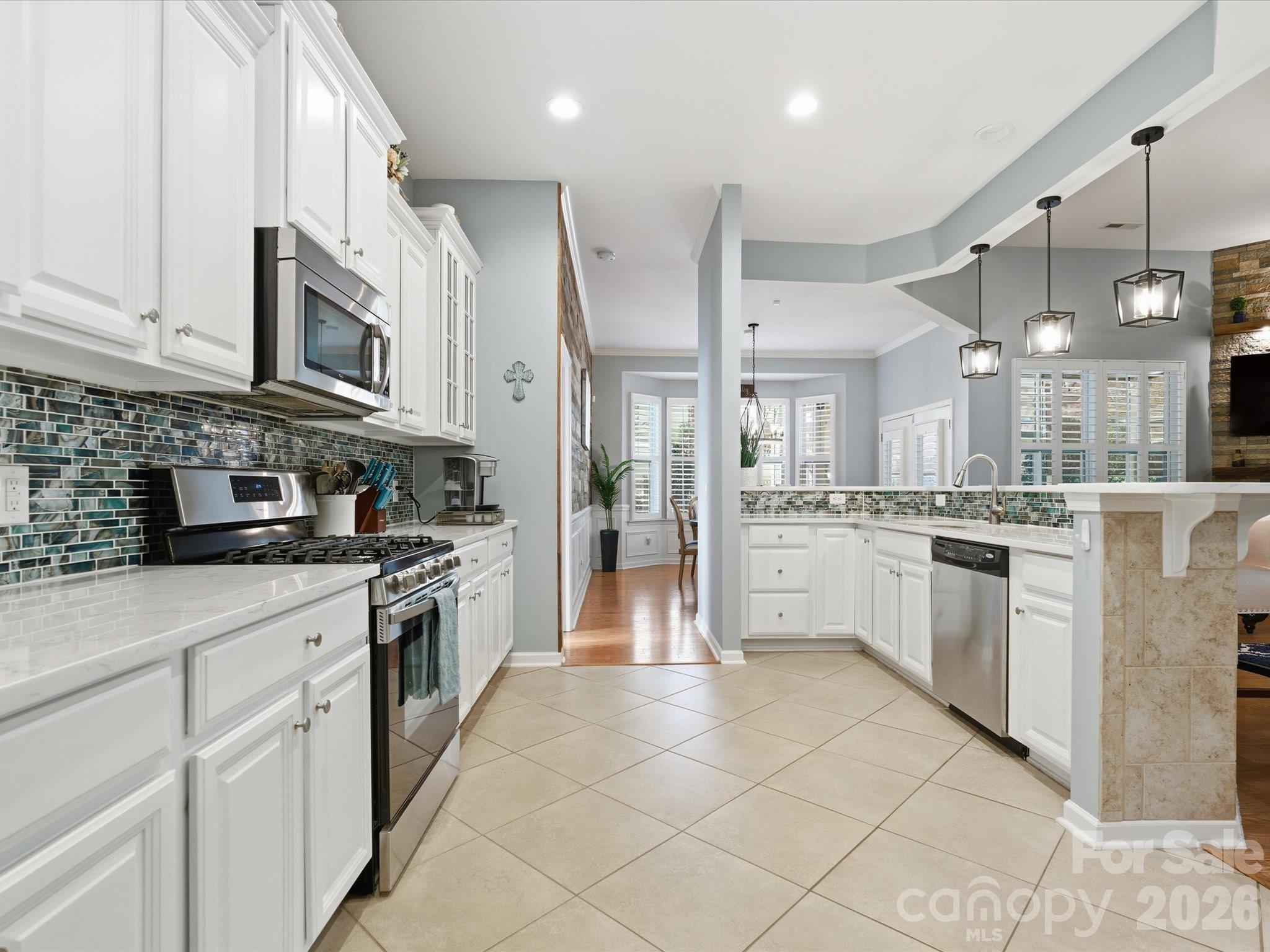 3008 Streamhaven Drive