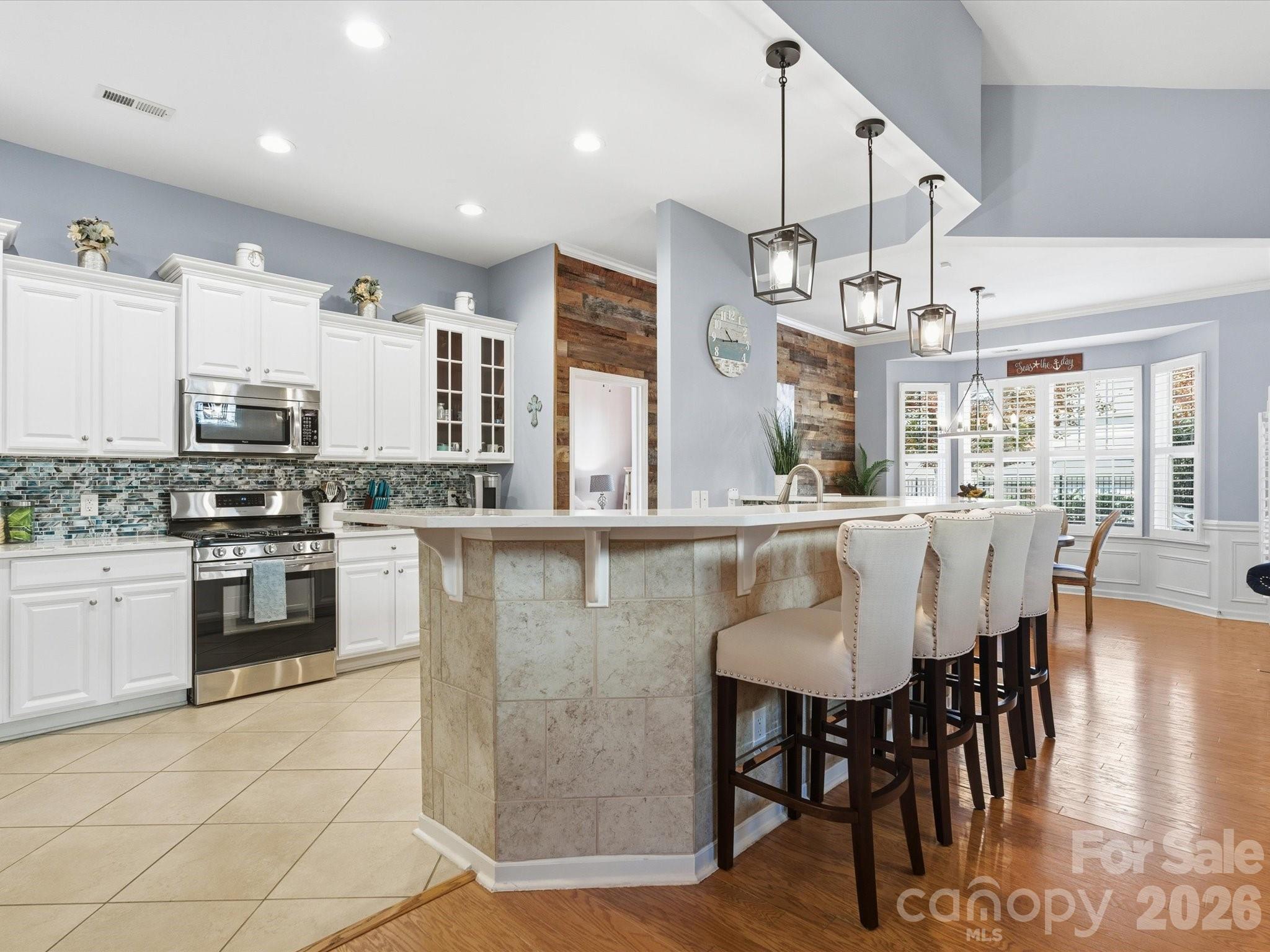 3008 Streamhaven Drive