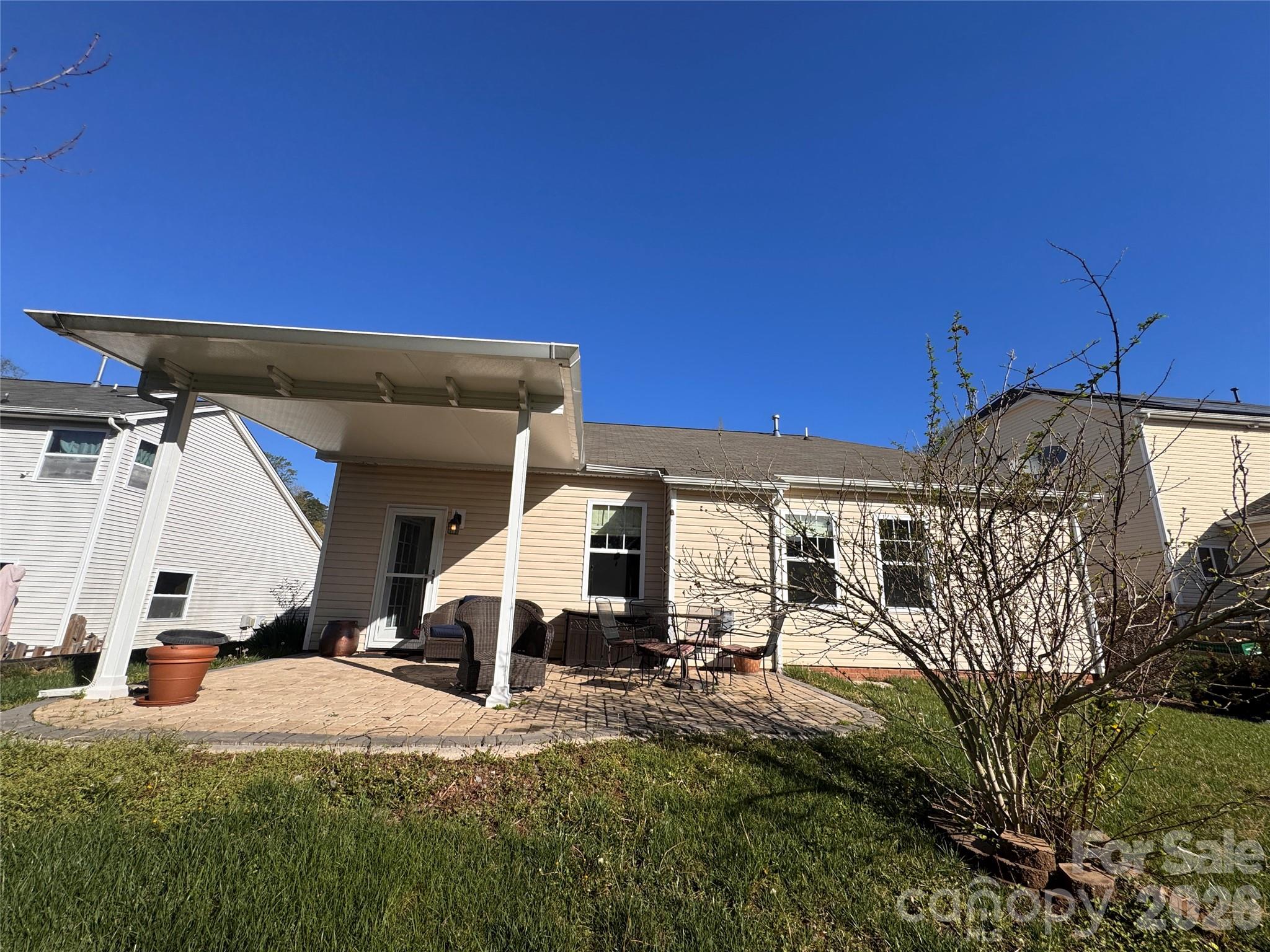 2206 Winding River Drive