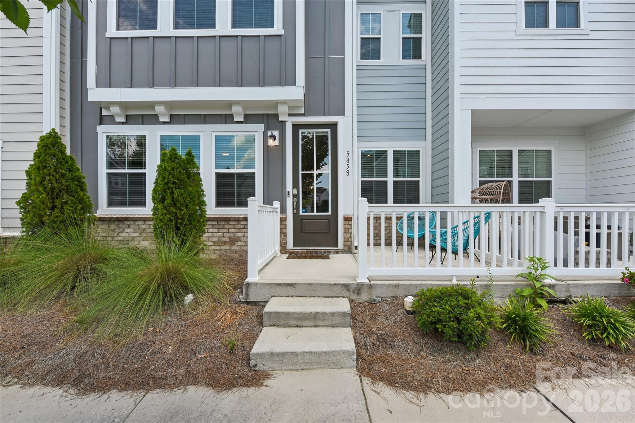 5858 Strathmore Court
