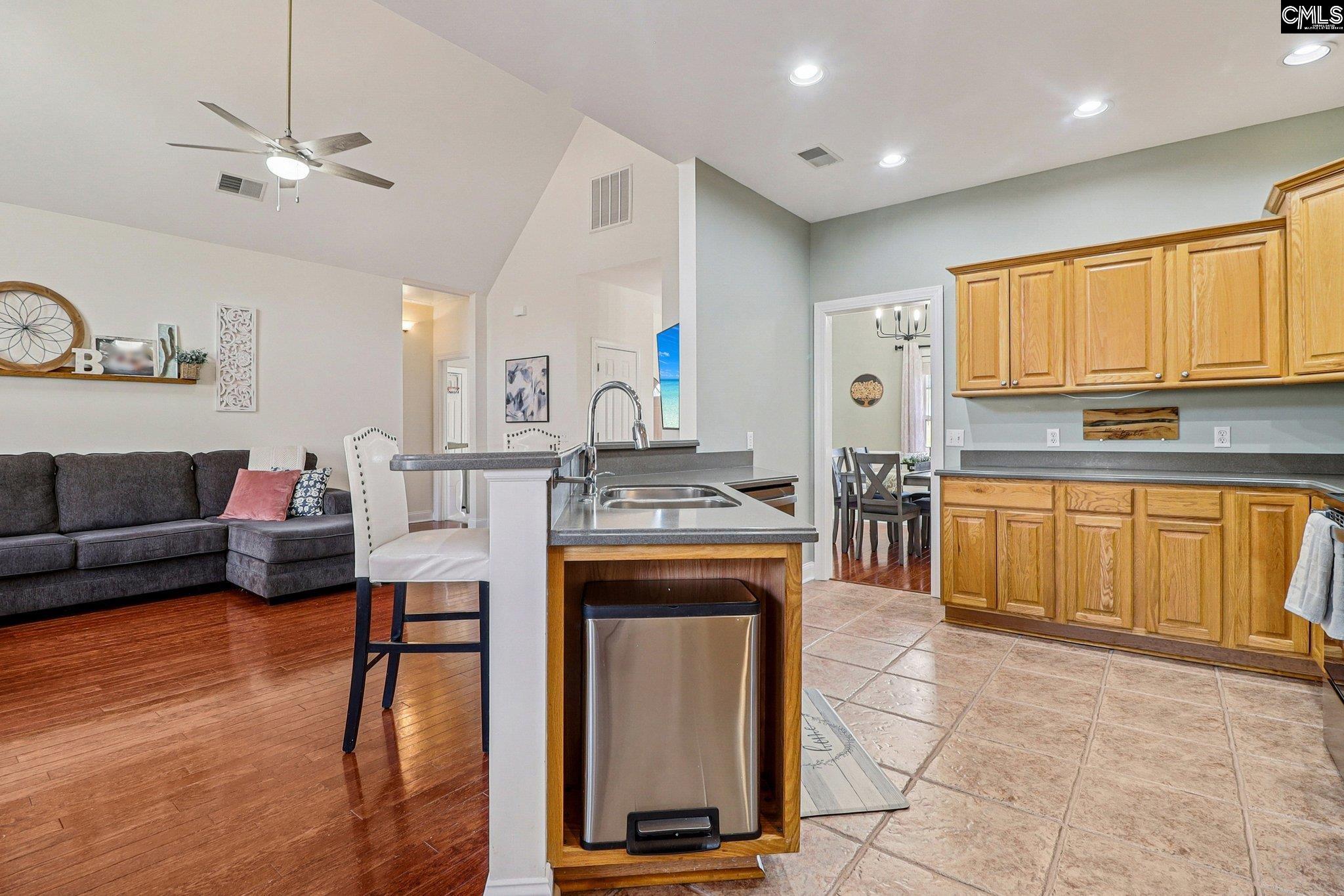 6 Blythewood Point Court