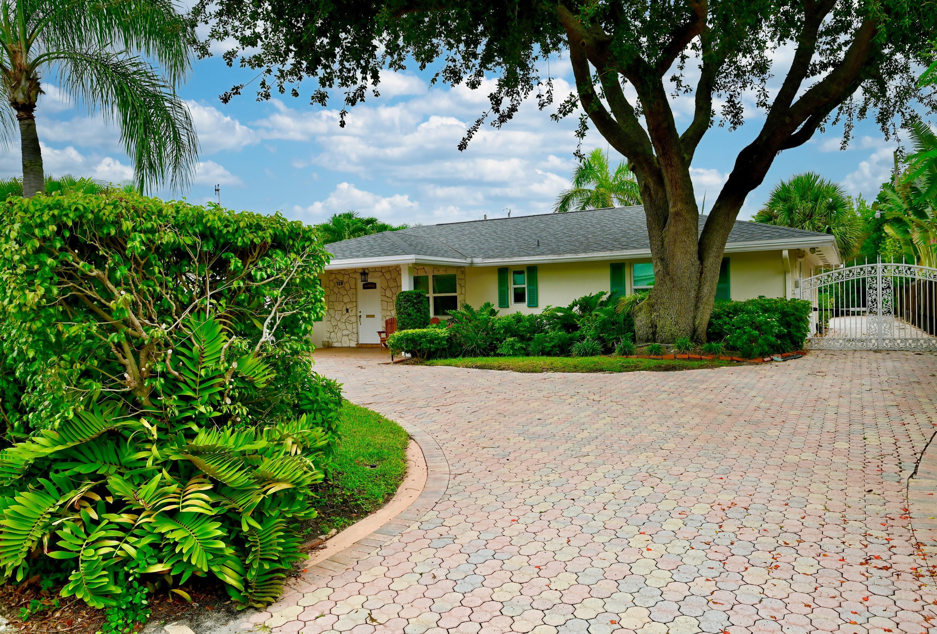 129 Alhambra Place