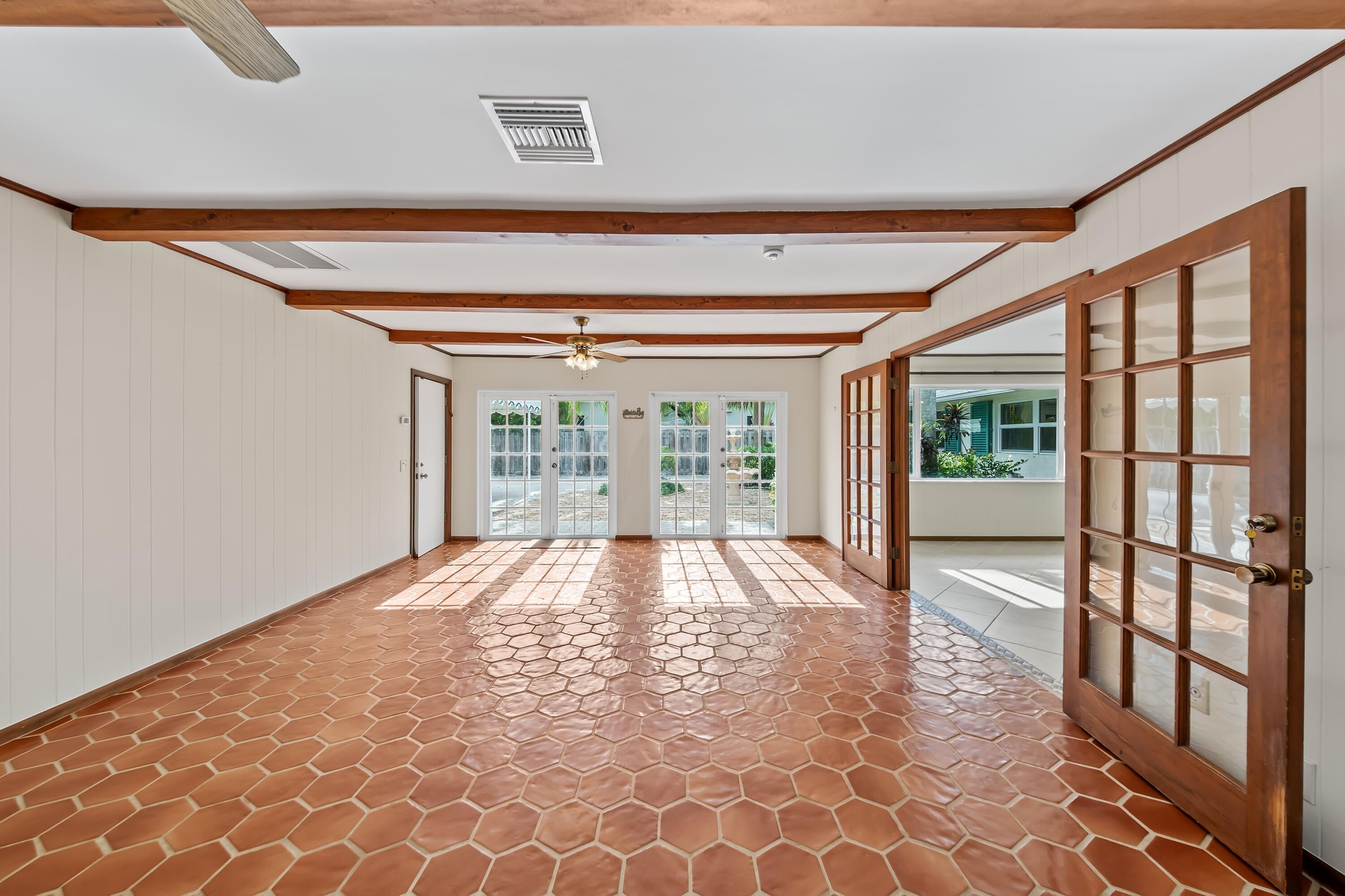 129 Alhambra Place