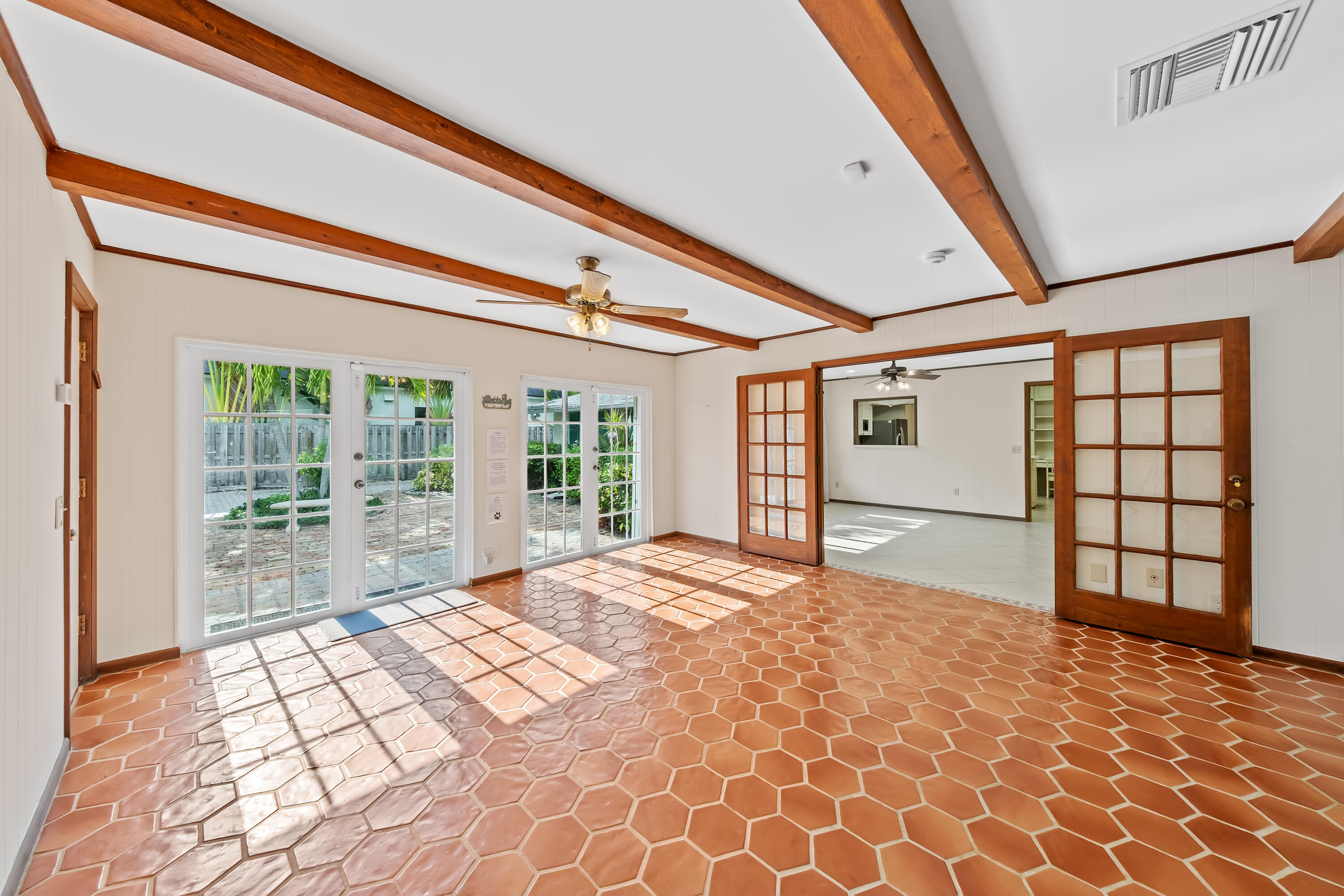 129 Alhambra Place