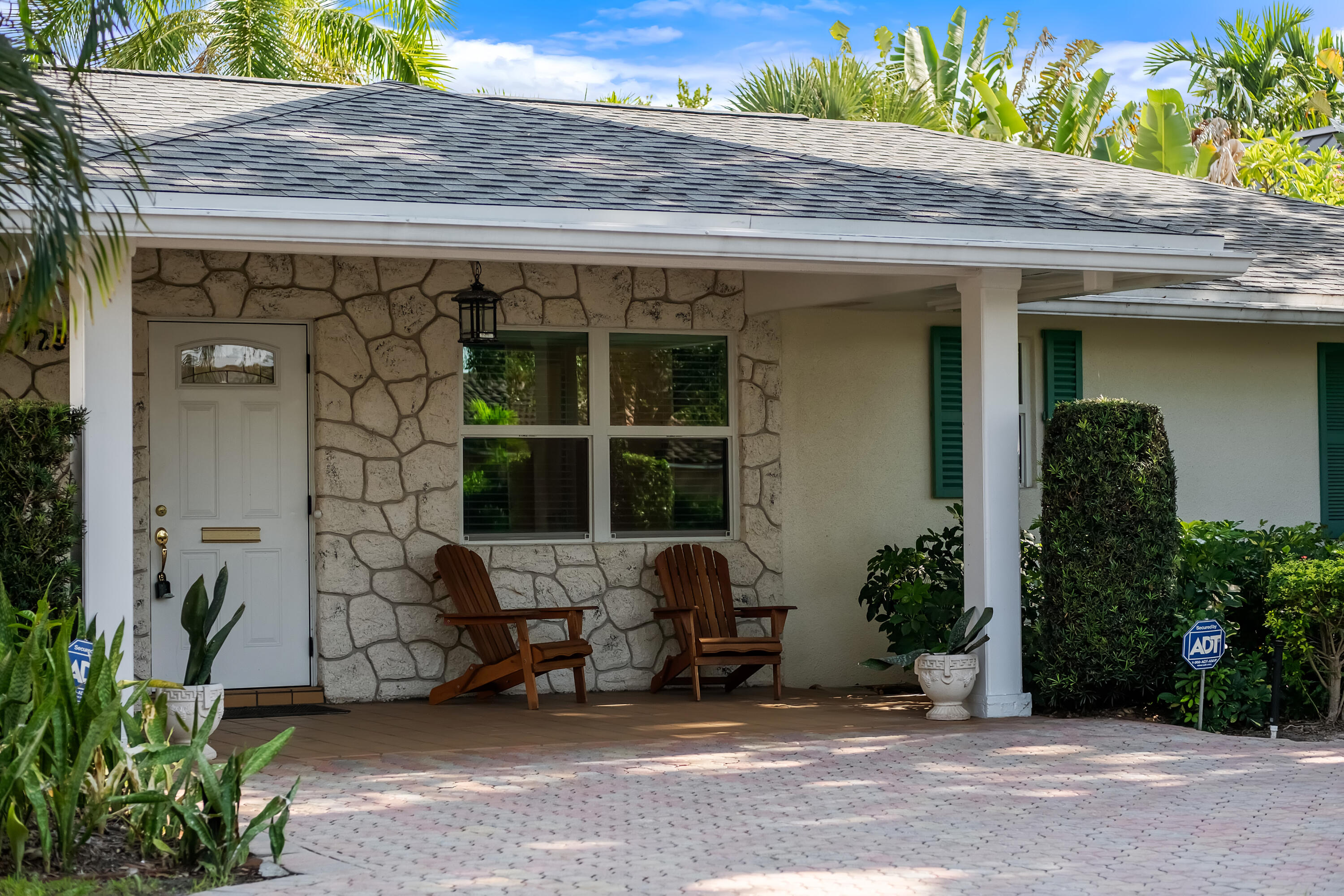 129 Alhambra Place