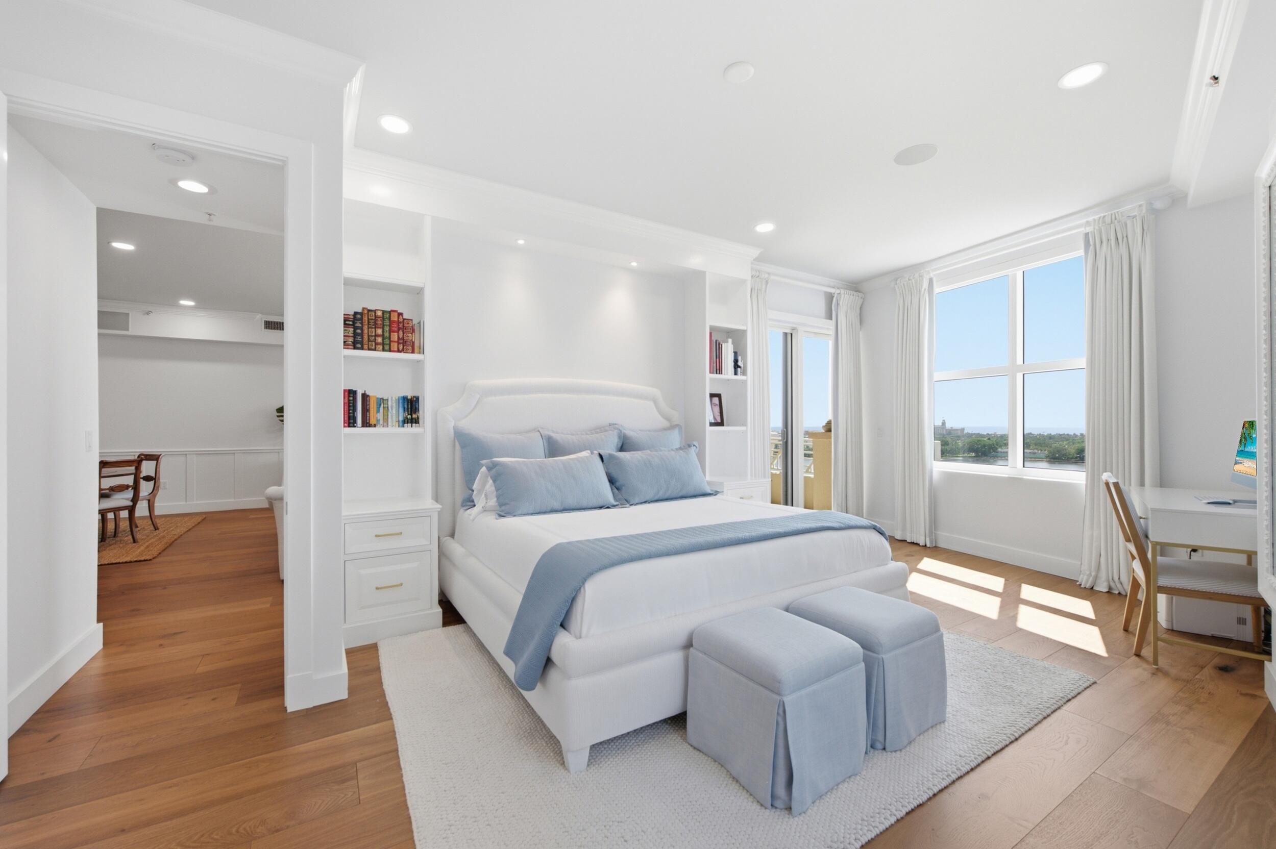 201 S NARCISSUS Avenue 1102