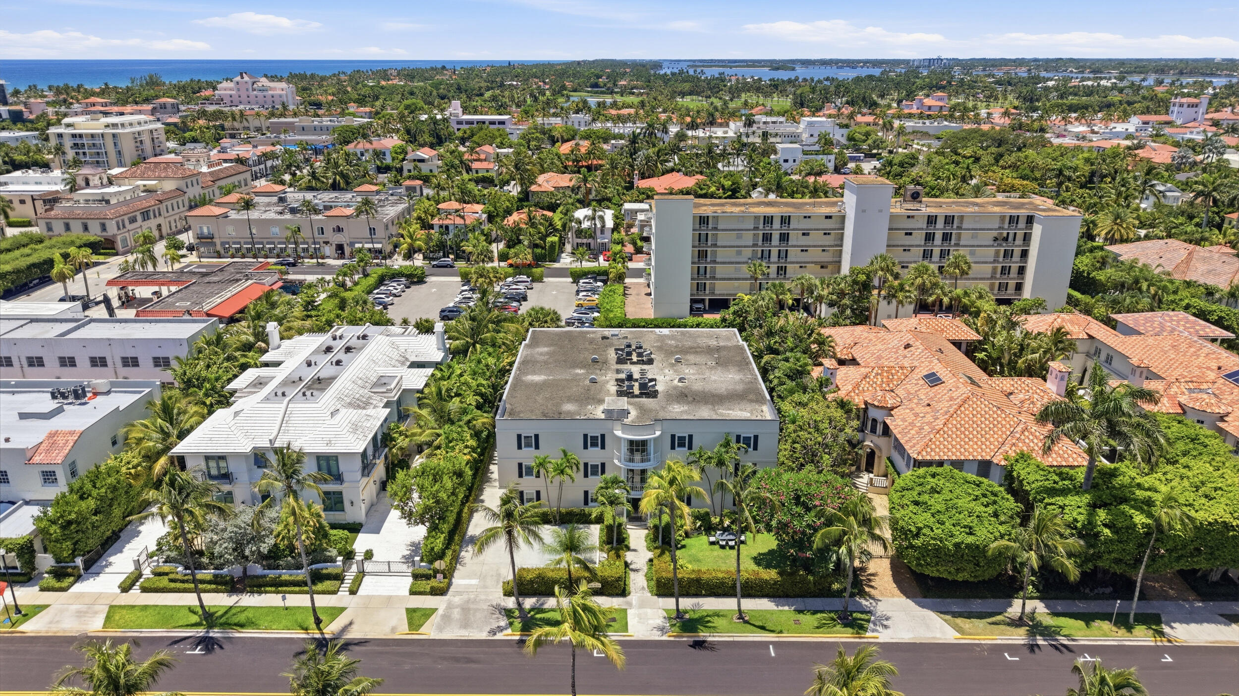 226 Brazilian Avenue 2b