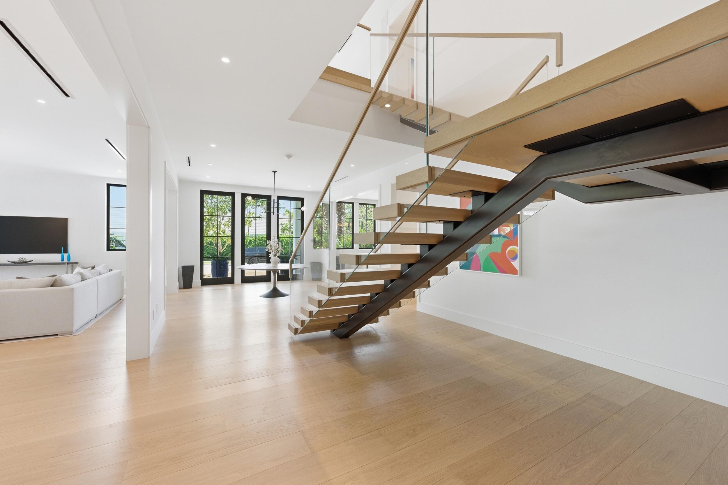 210 Cortez Road