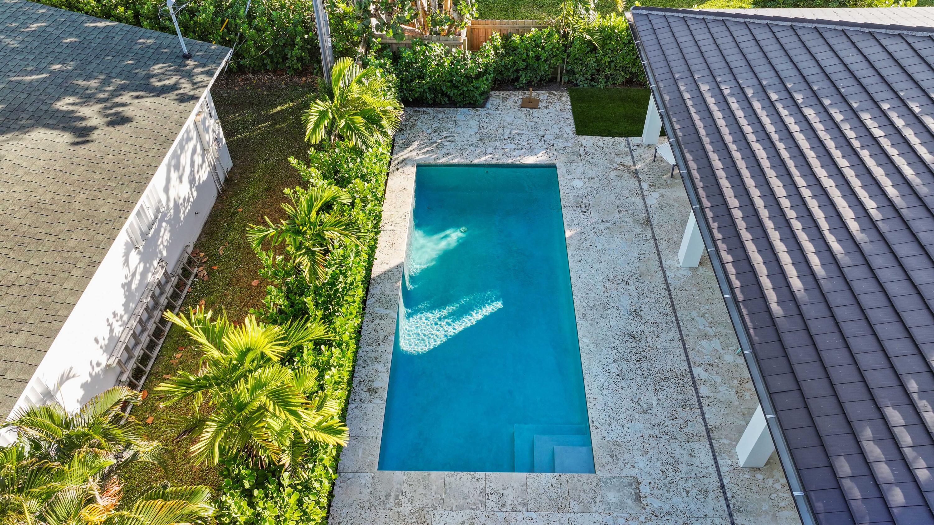 330 Laurie Road