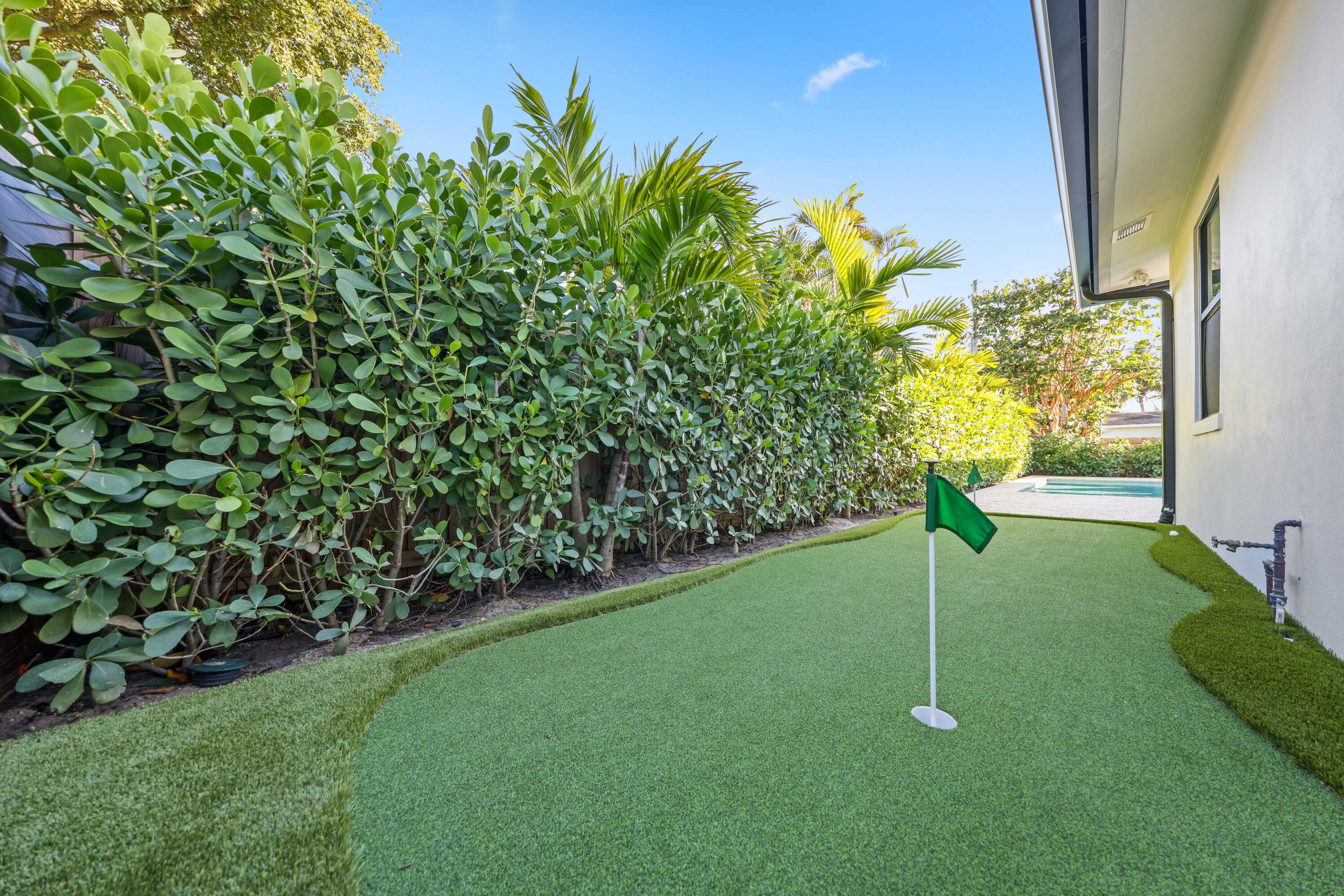 330 Laurie Road