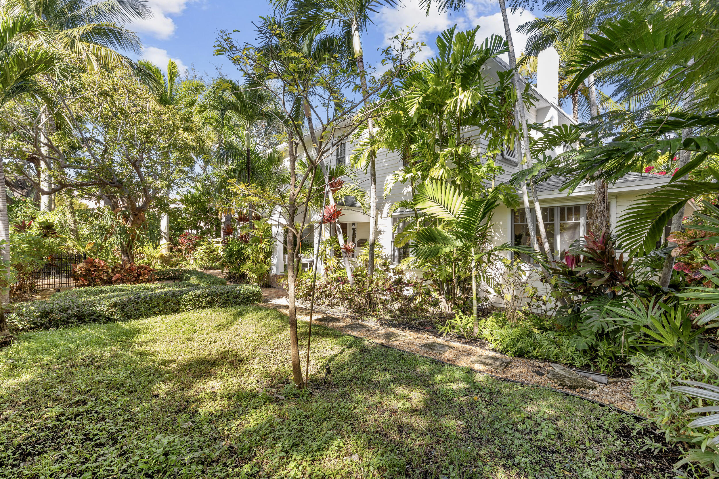 321 Croton Way