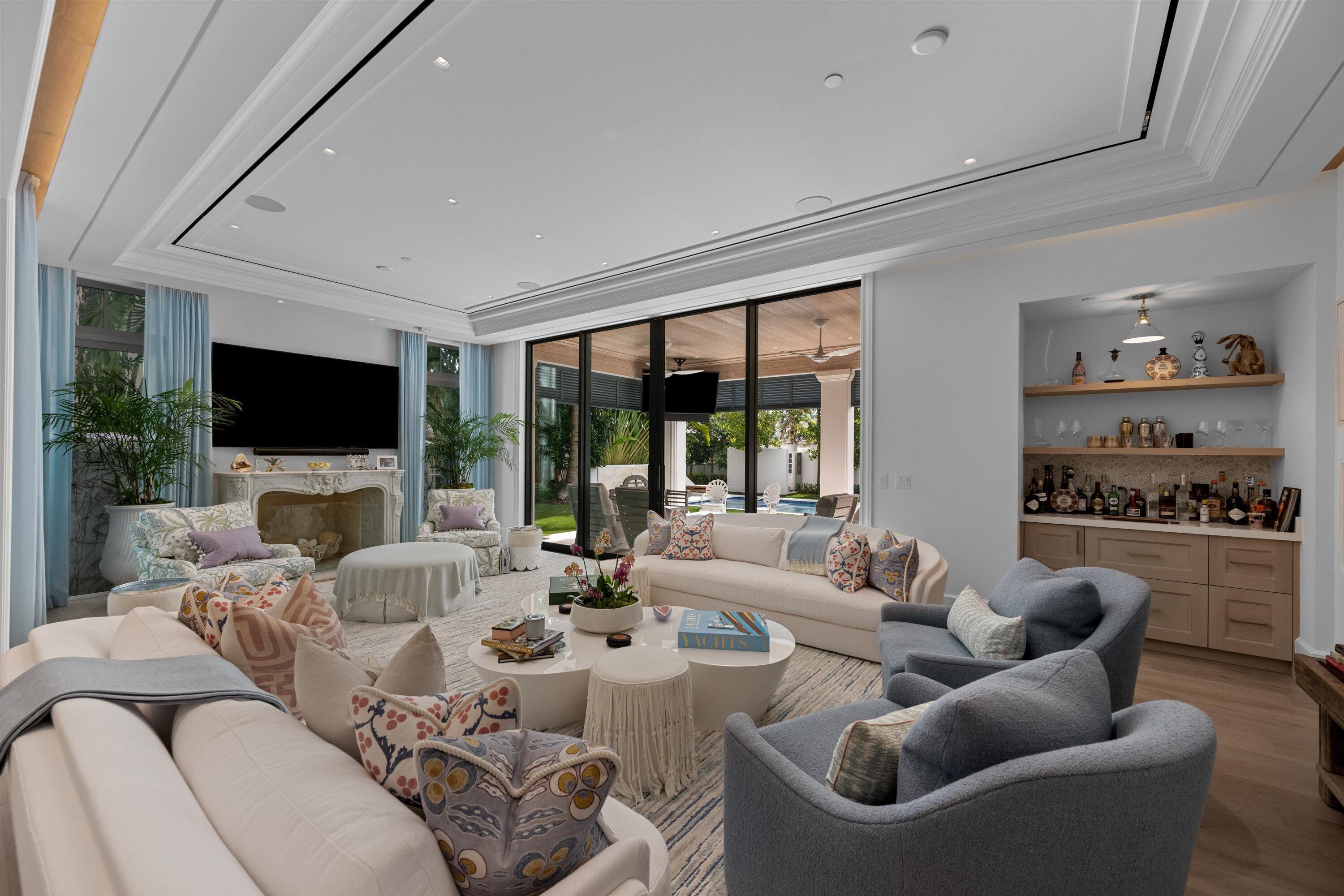 218 Brazilian Avenue