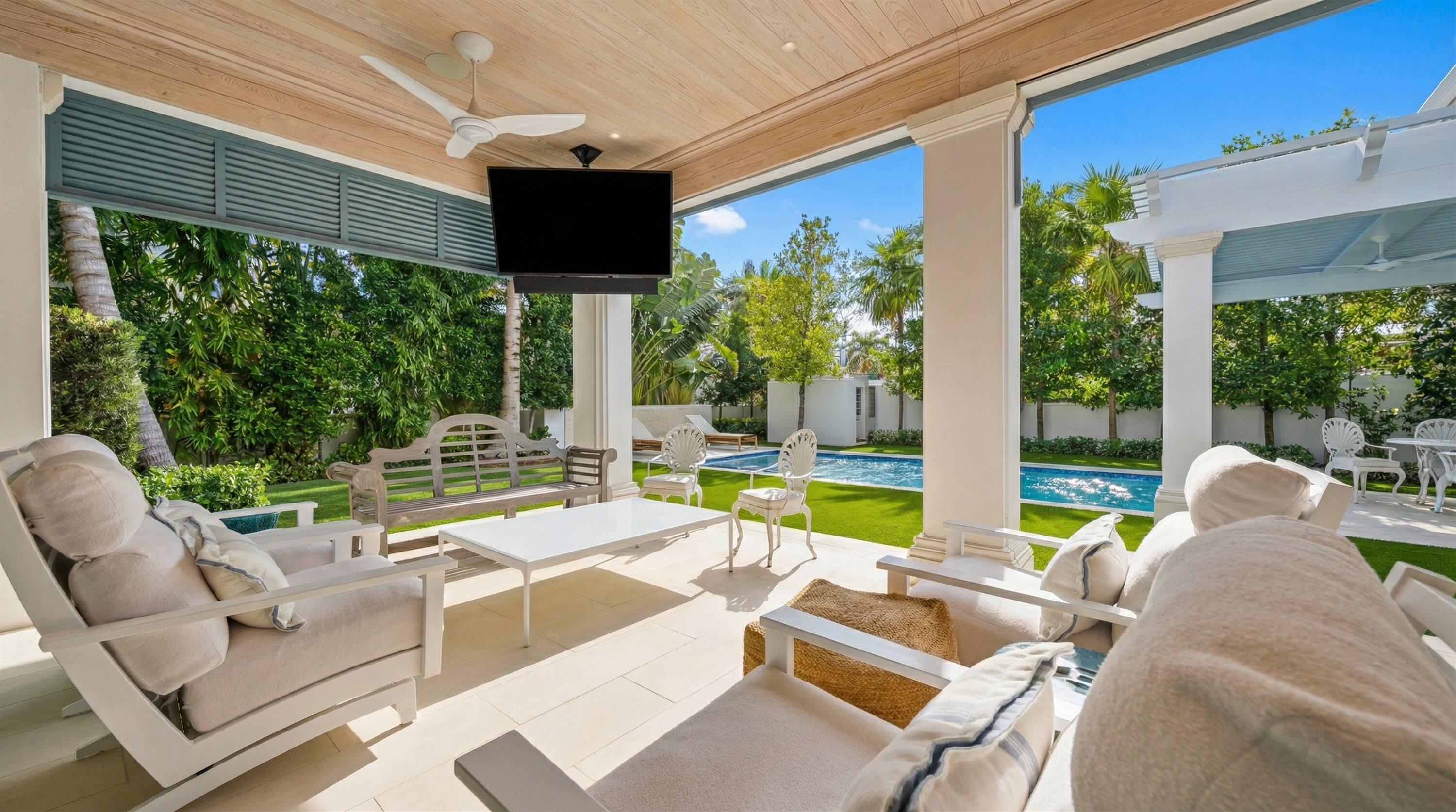 218 Brazilian Avenue