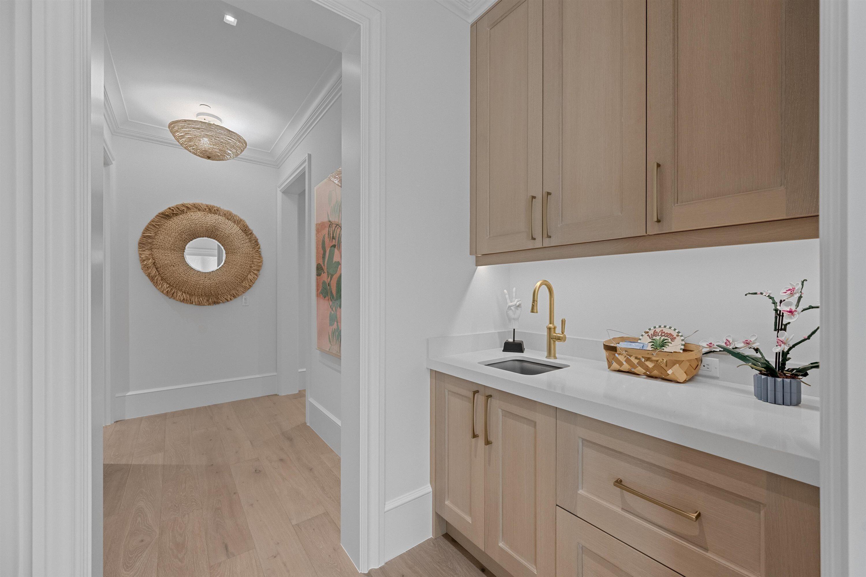 218 Brazilian Avenue