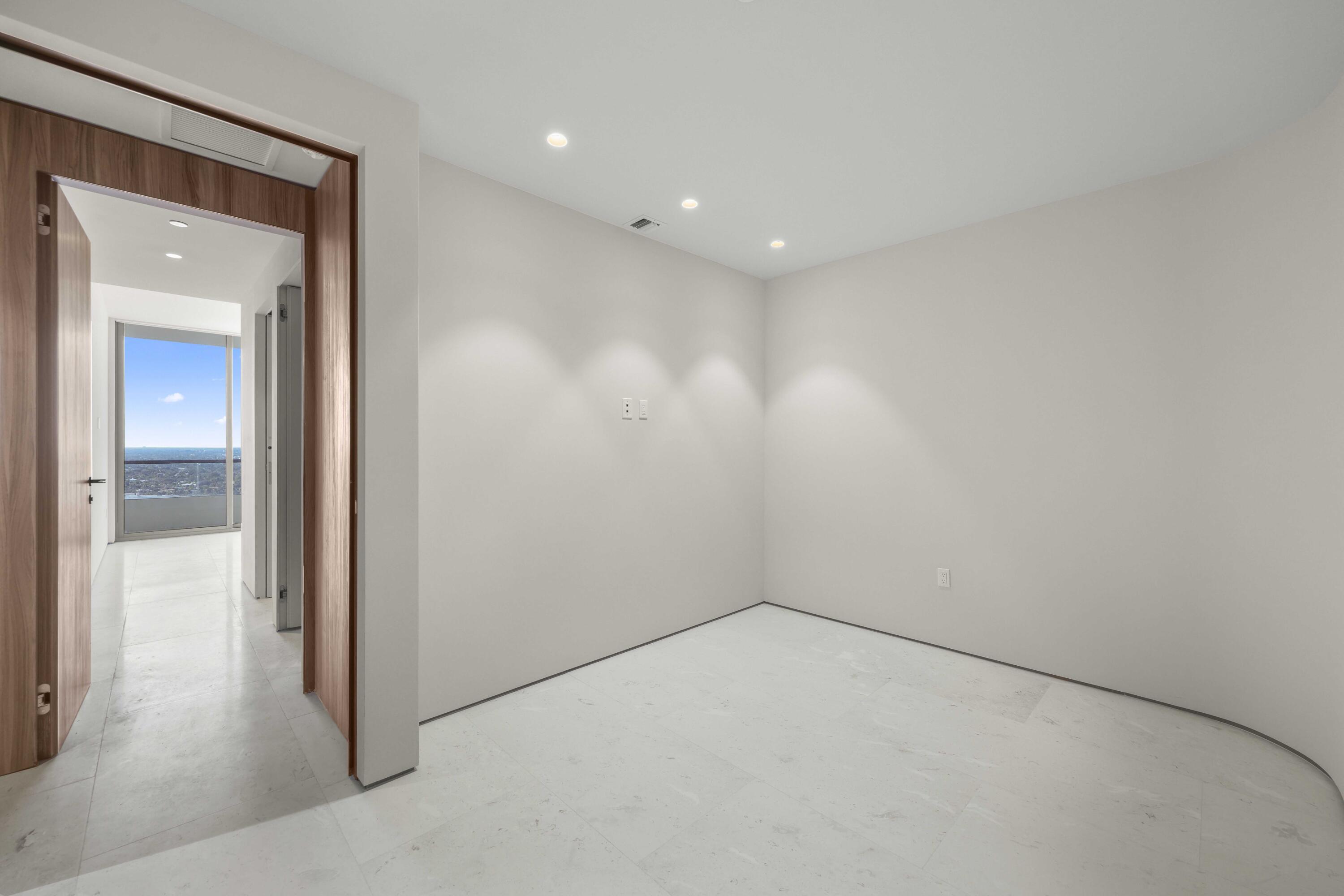 200 Arkona Court 2203