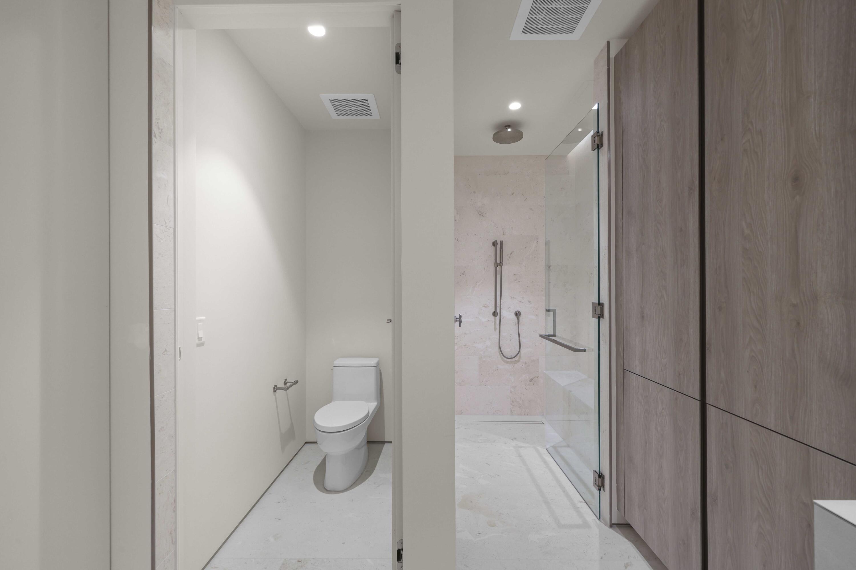 200 Arkona Court 2203