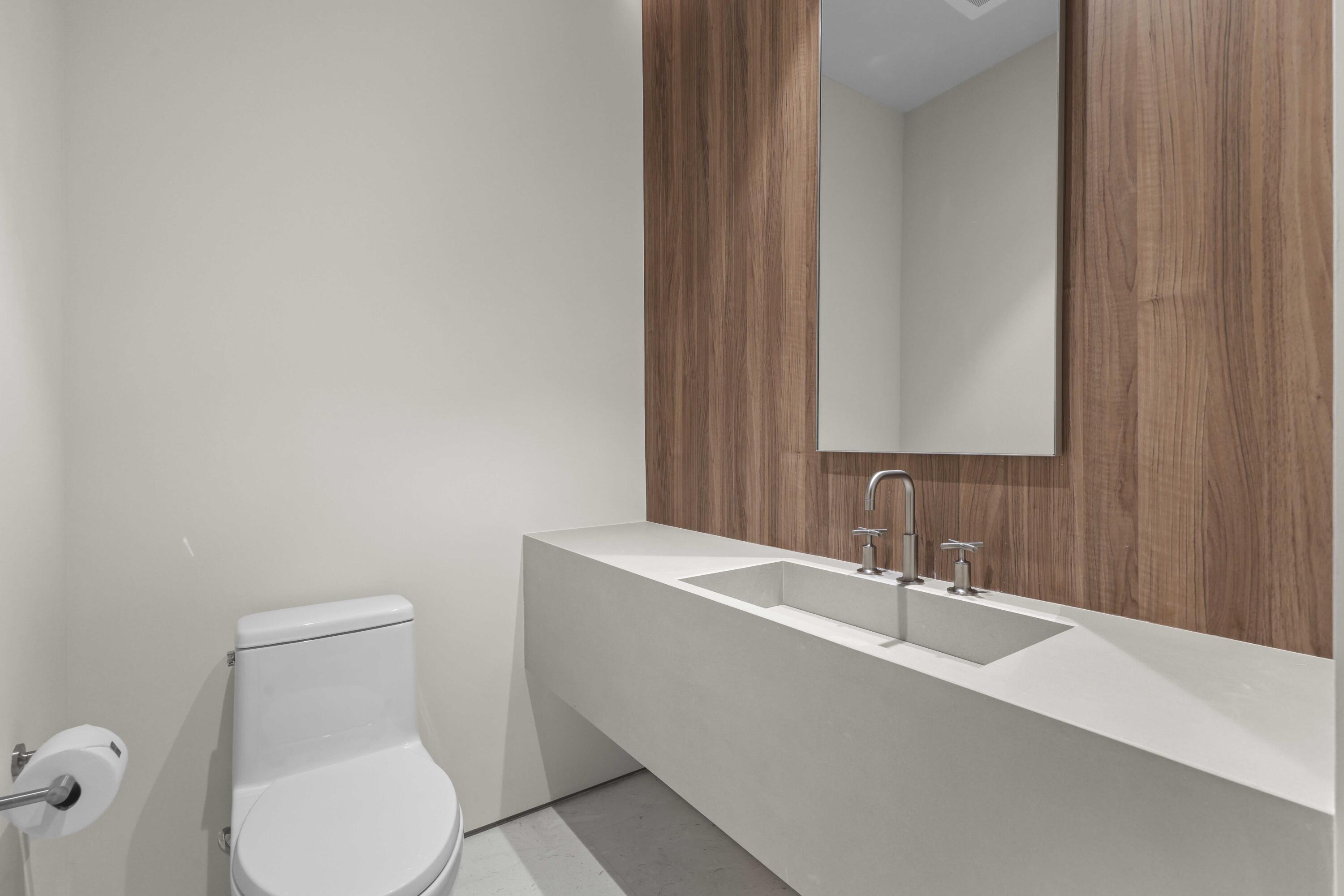 200 Arkona Court 2203