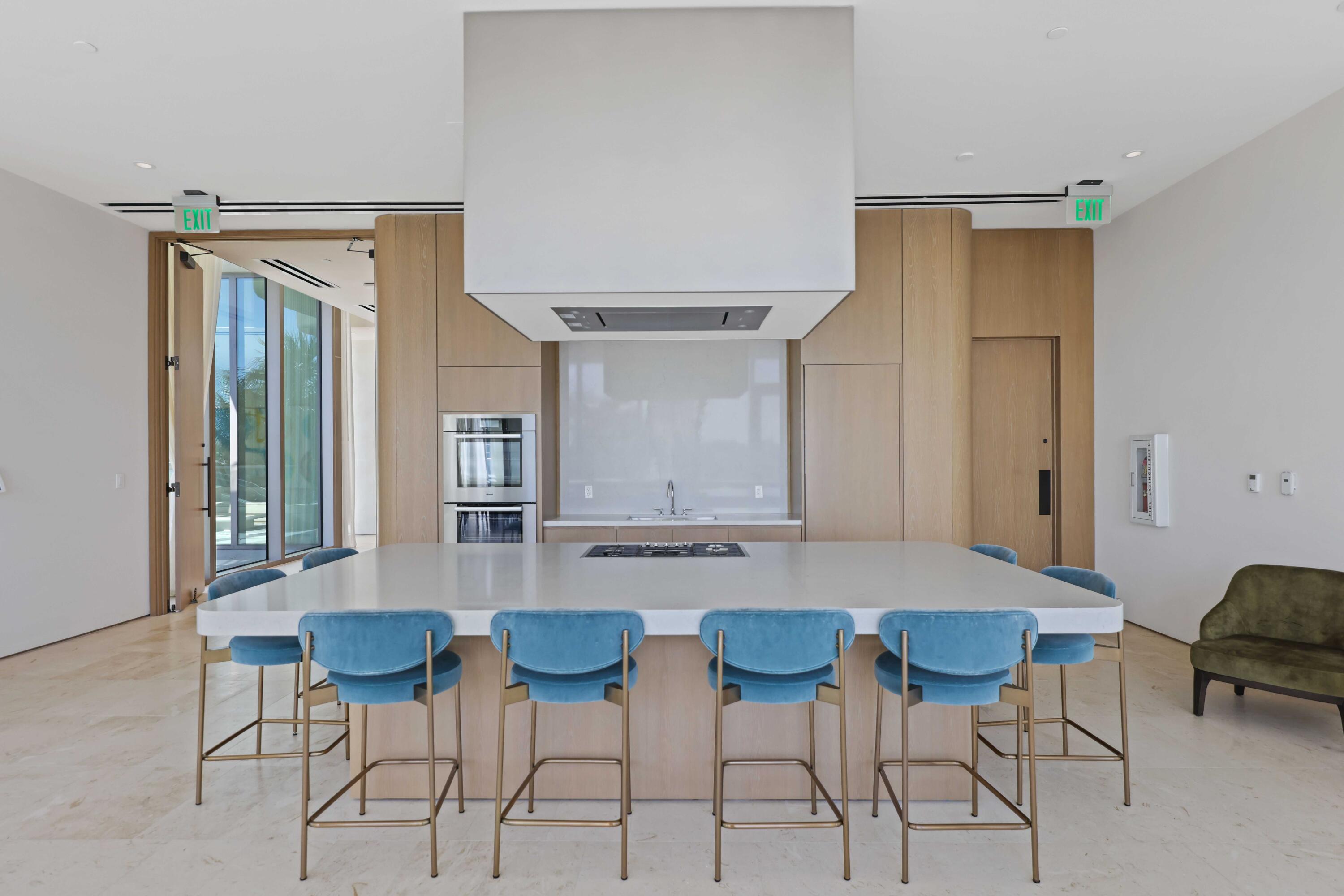 200 Arkona Court 2203