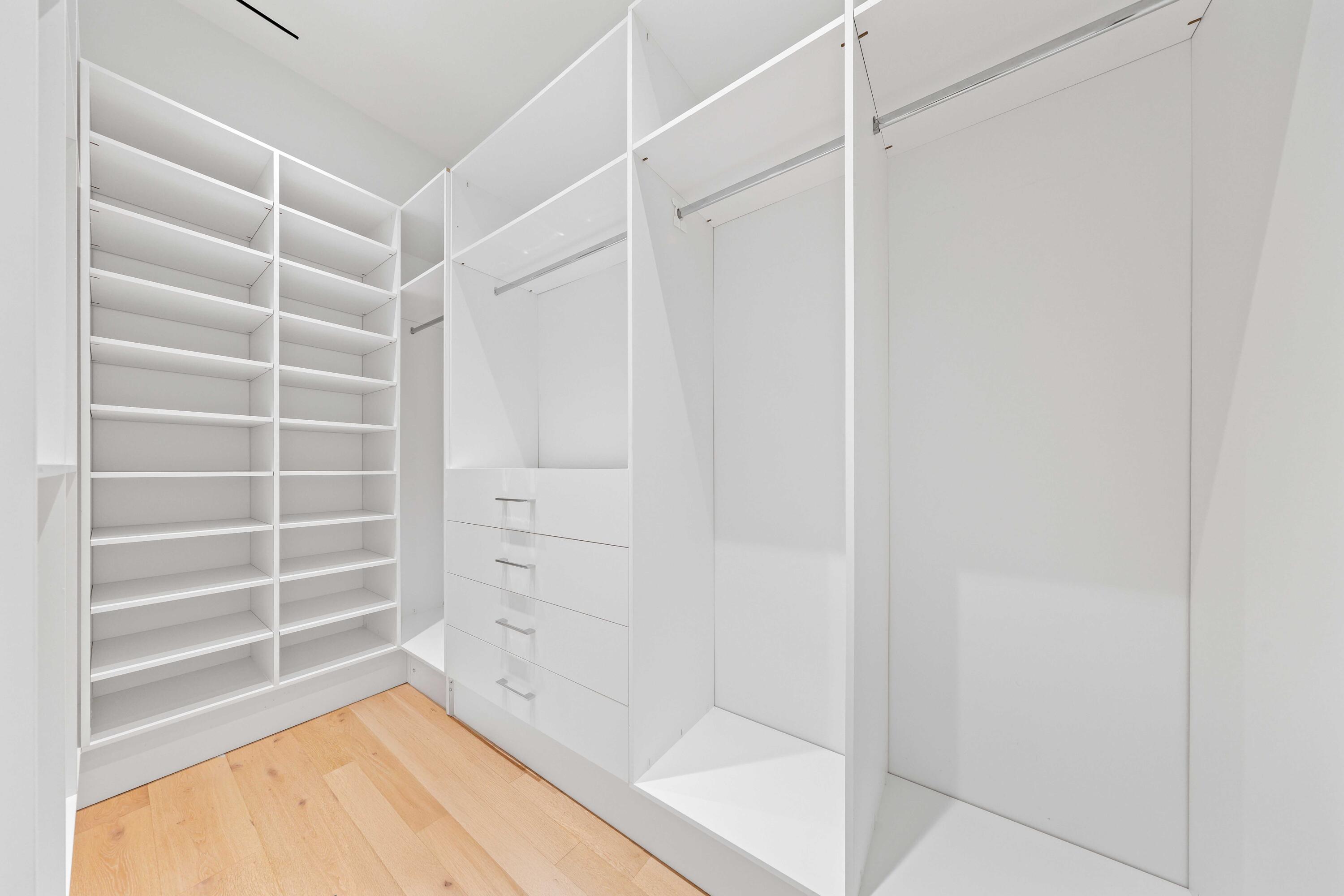 248 E Lakewood Road