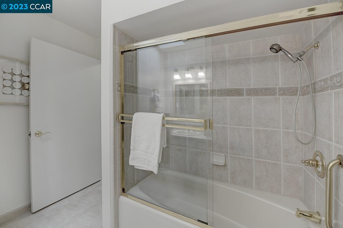 1300 Canyonwood Ct Unit: 11