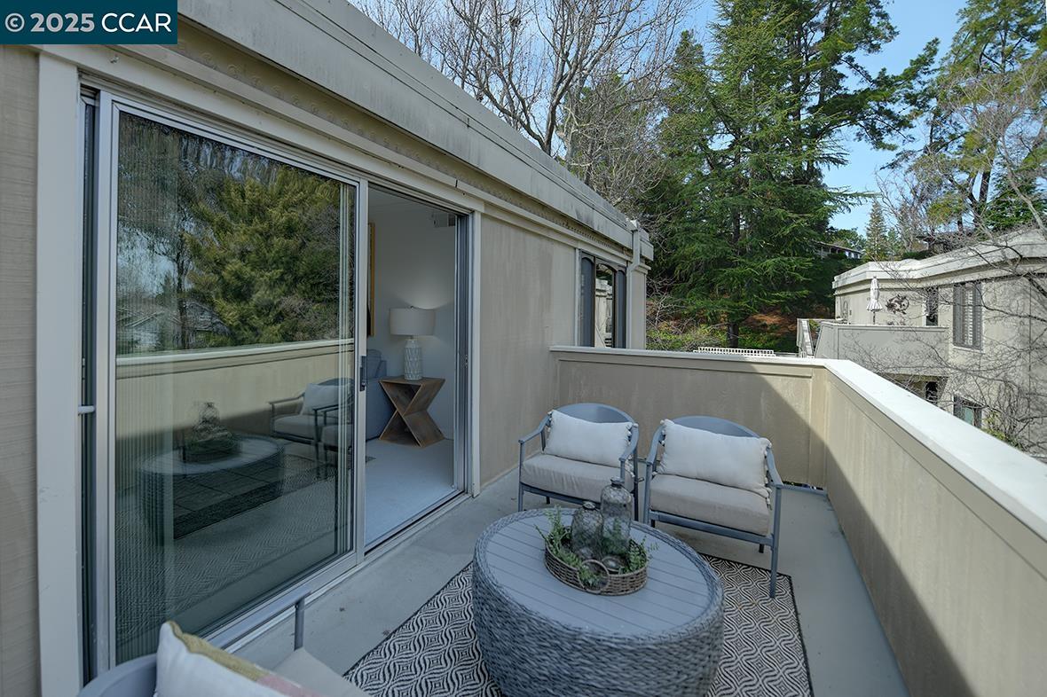 1408 Golden Rain Rd # 1