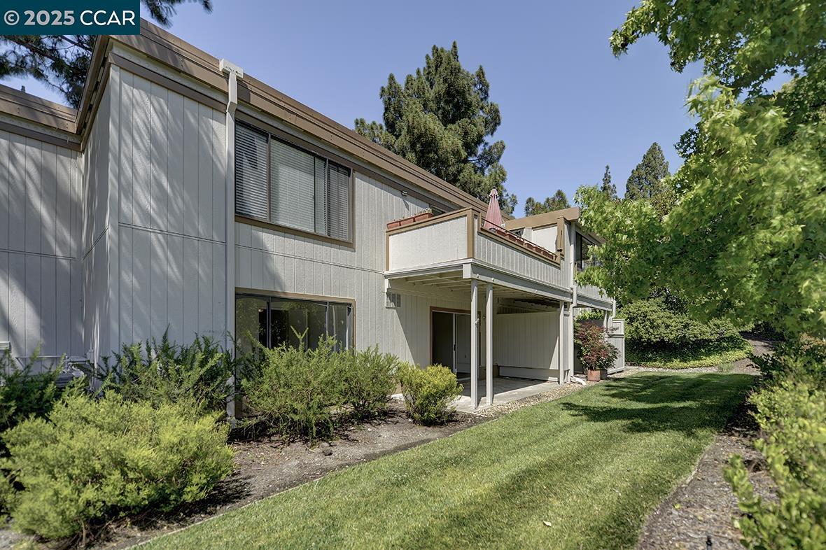 1125 Singingwood Ct # 4