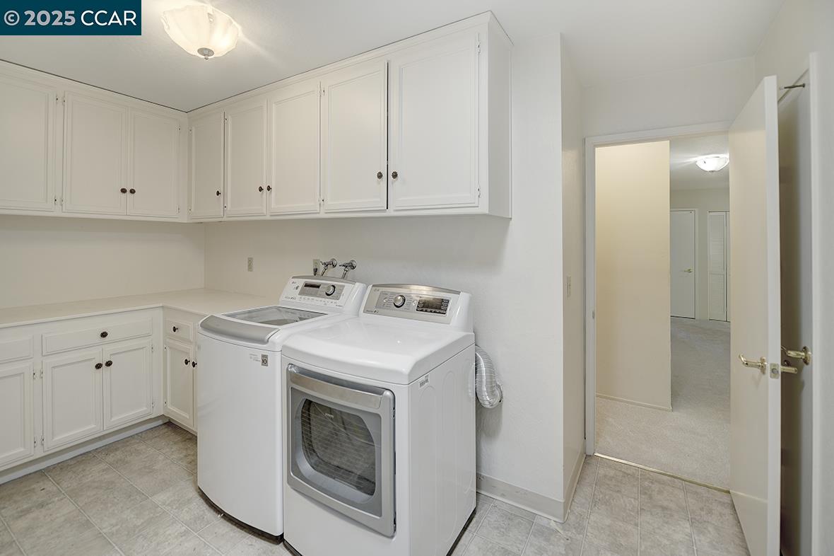 3377 Rossmoor Pkwy # 3