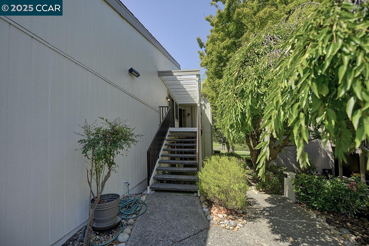 3377 Rossmoor Pkwy # 3
