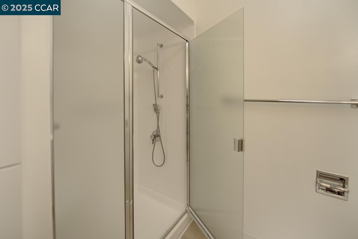 1200 Oakmont Dr # 3