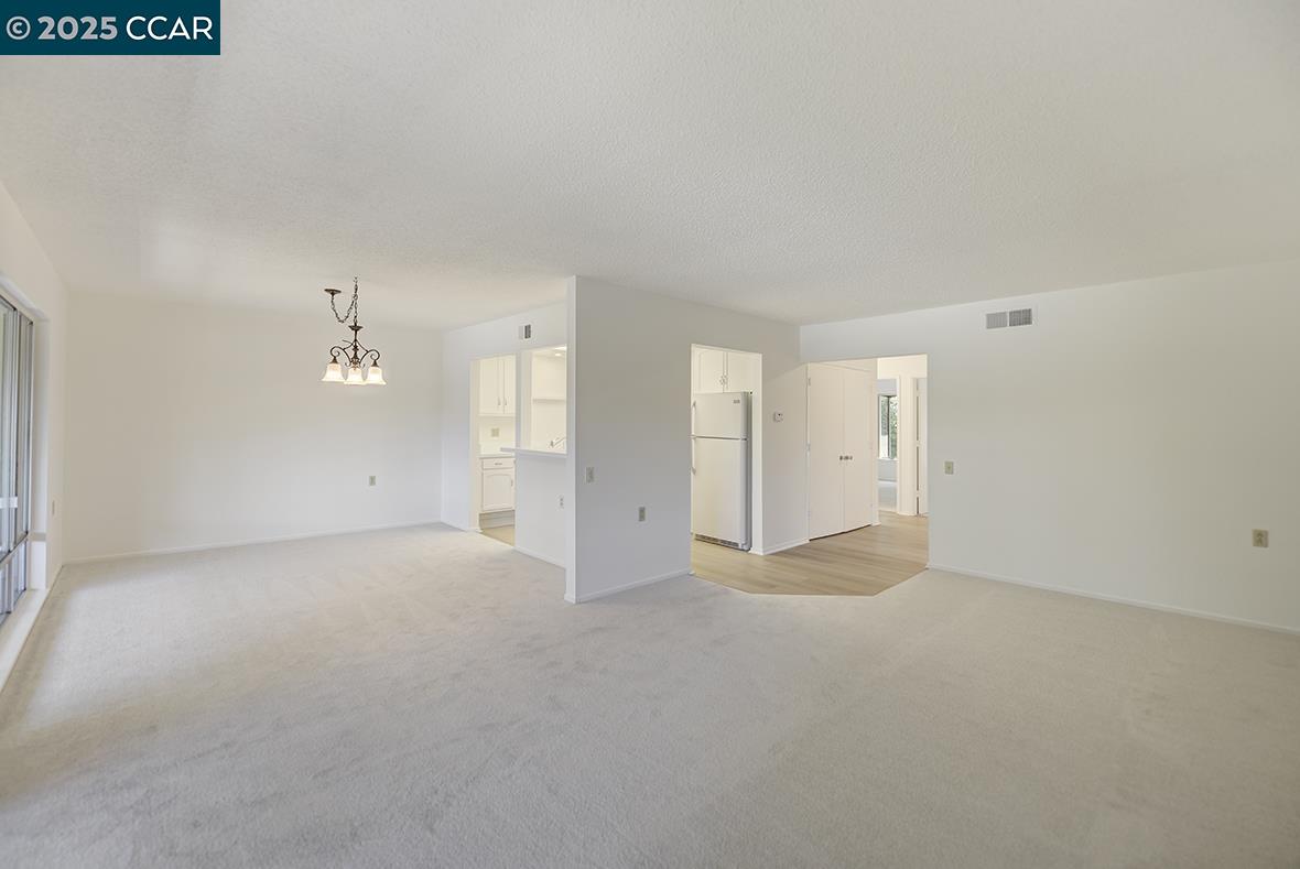 1200 Oakmont Dr # 3