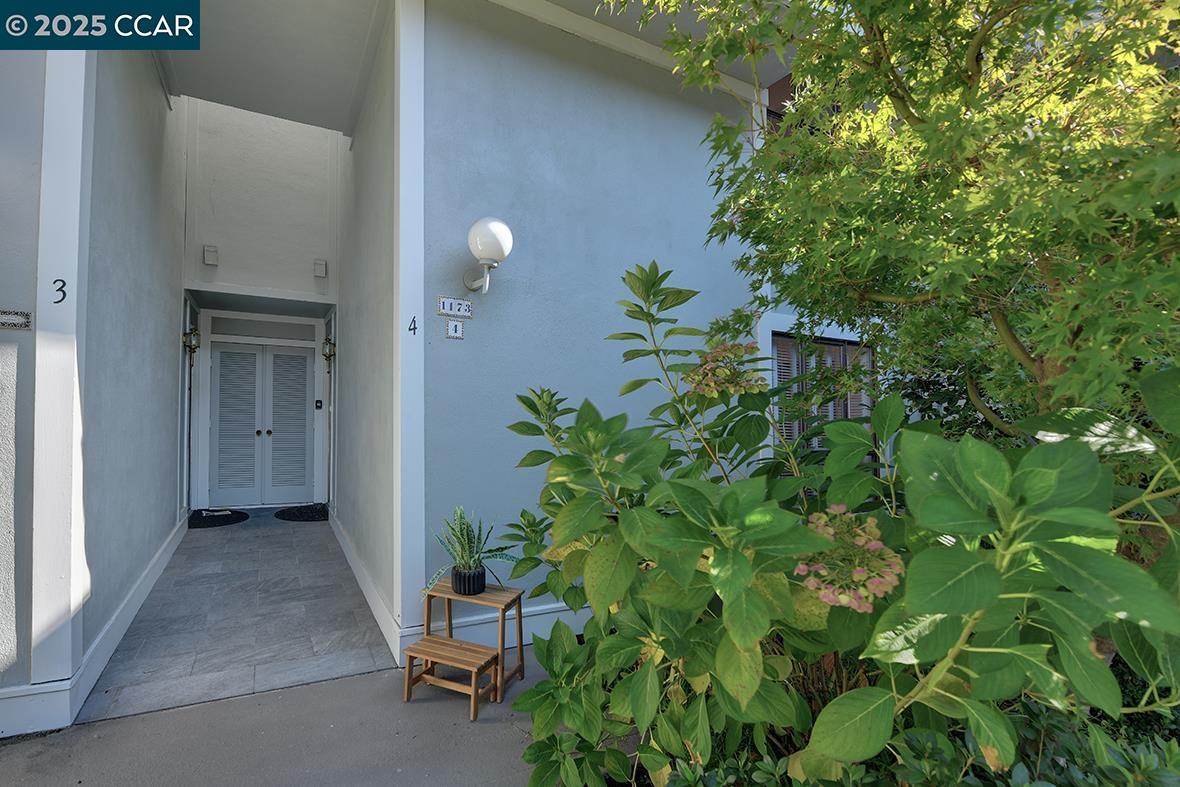 1173 Singingwood Ct # 4, Walnut Creek Unit: 4