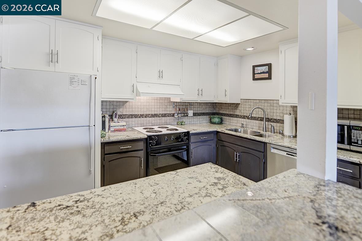 1548 Golden Rain Rd # 9