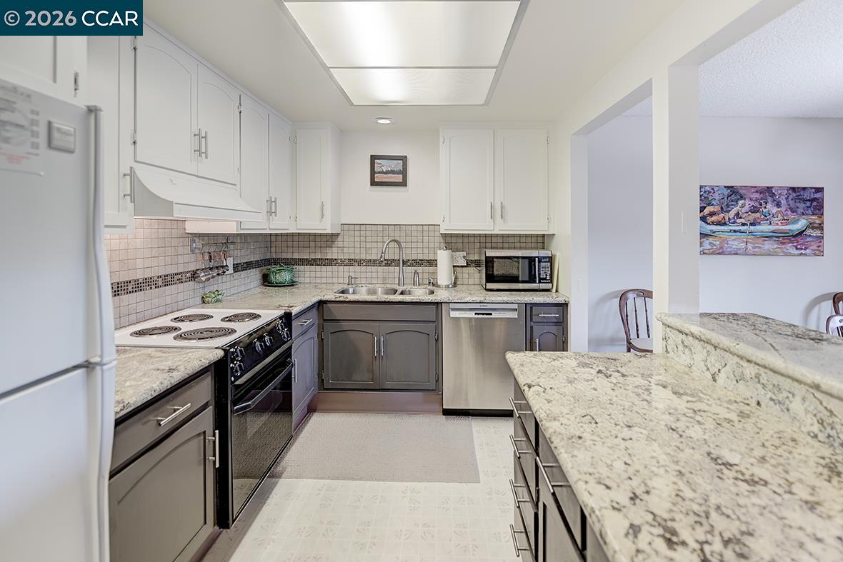 1548 Golden Rain Rd # 9