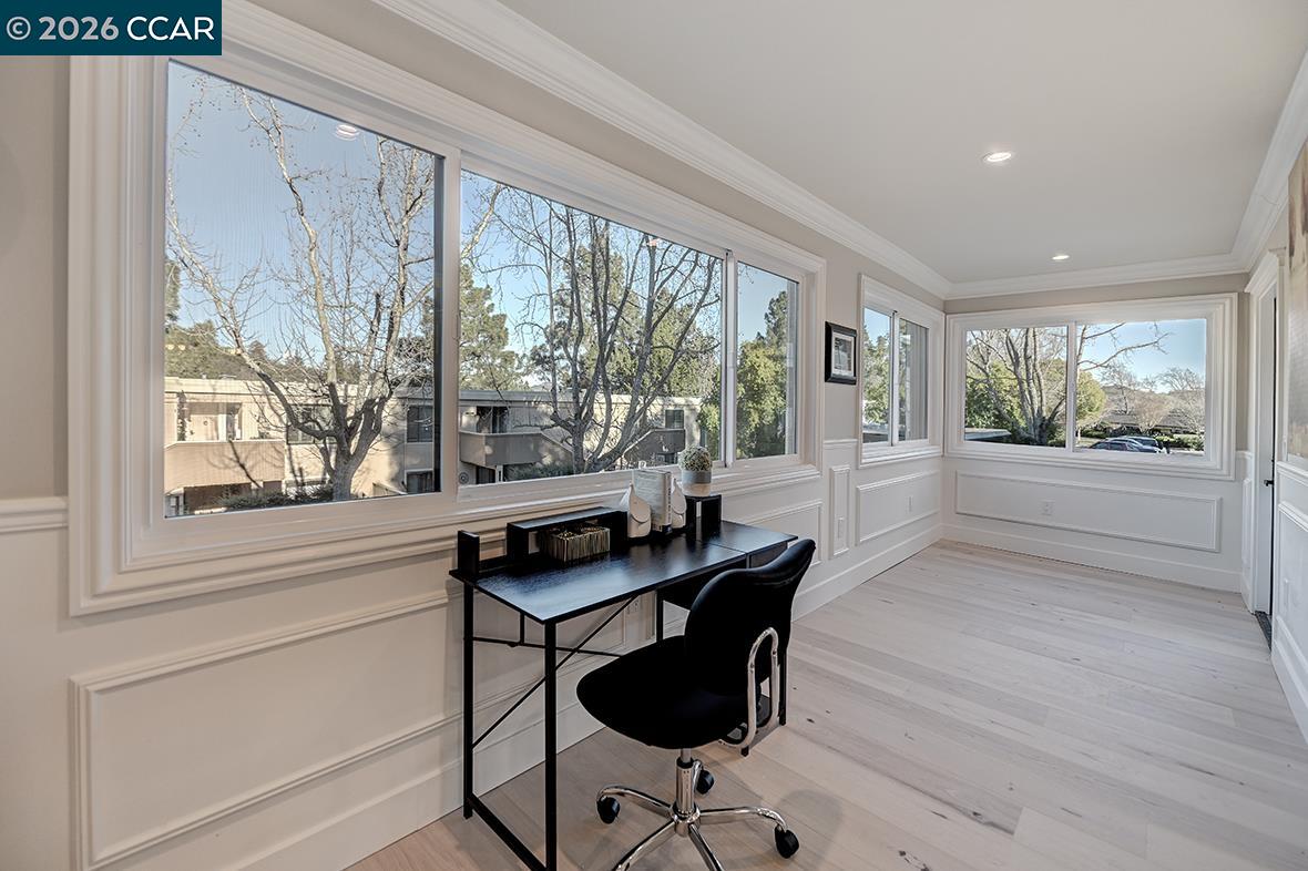 2601 Pine Knoll Dr # 16