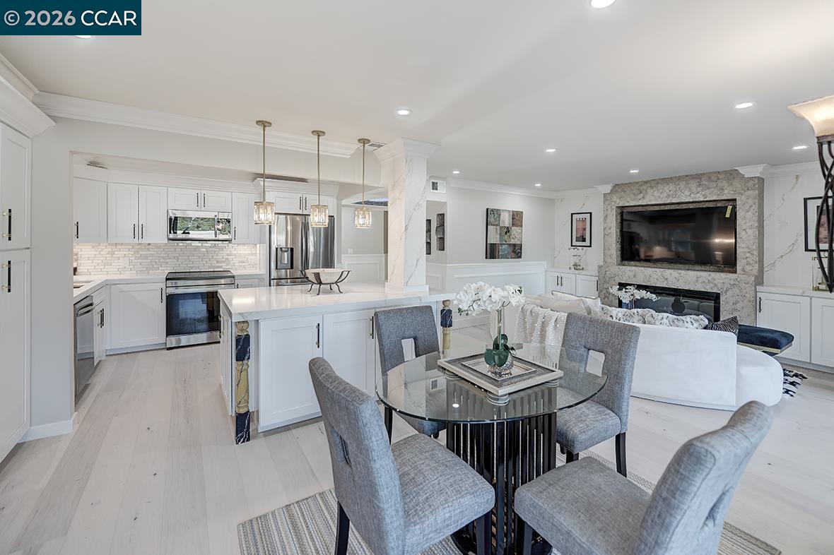 2601 Pine Knoll Dr # 16