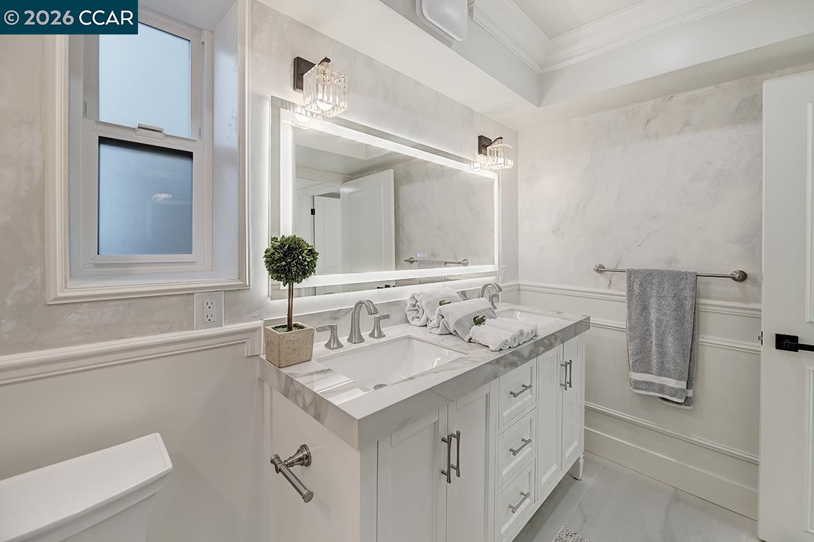 2601 Pine Knoll Dr # 16