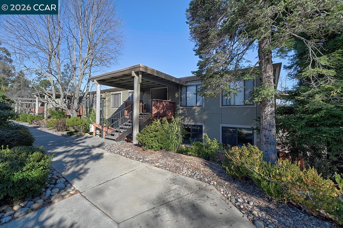 2601 Pine Knoll Dr # 16