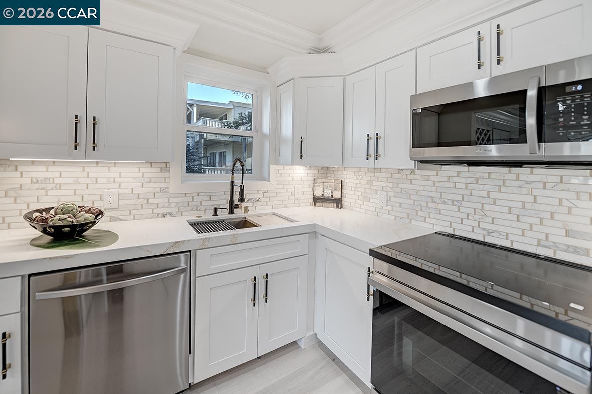 2601 Pine Knoll Dr # 16