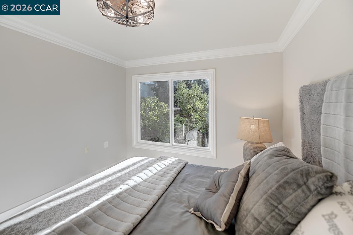 2601 Pine Knoll Dr # 16